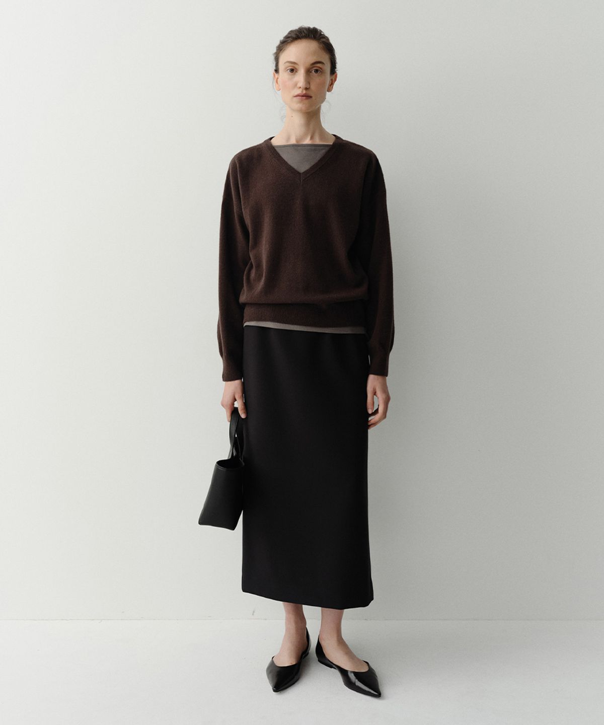 이아(EAAH) FW MAXI SLIT SKIRT (BLACK)