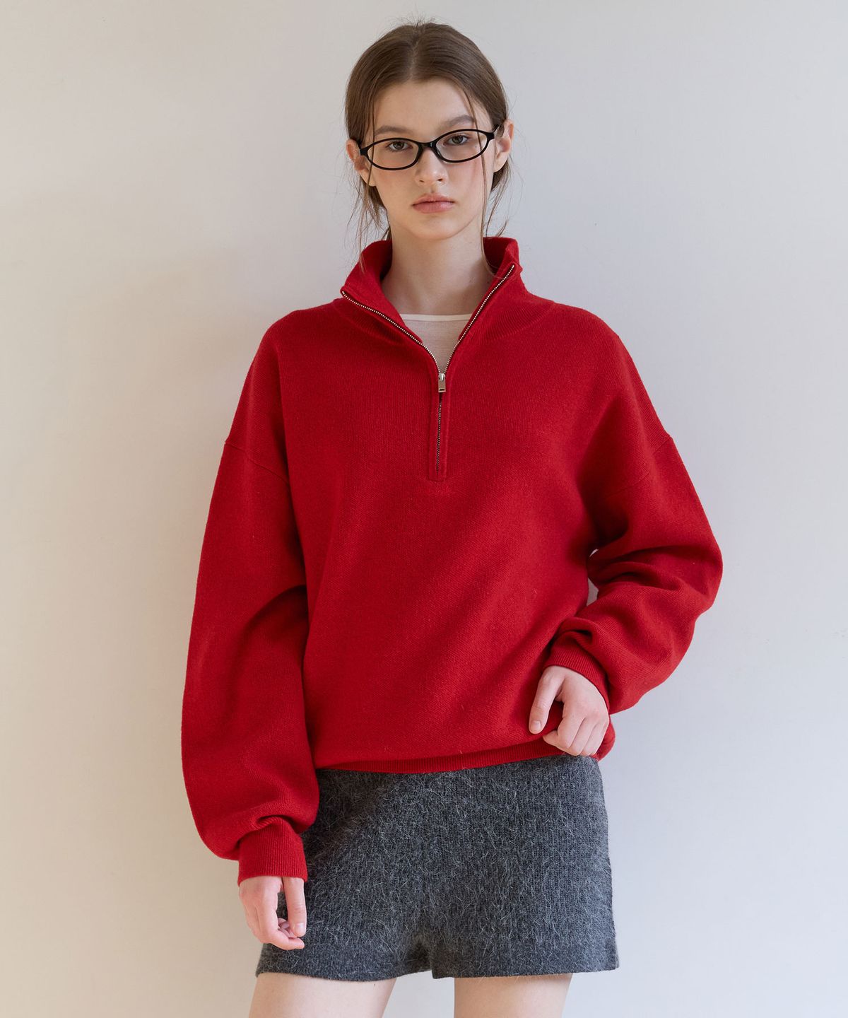 로라로라(ROLAROLA) HIGH NECK KNIT HALF ZIP-UP RED
