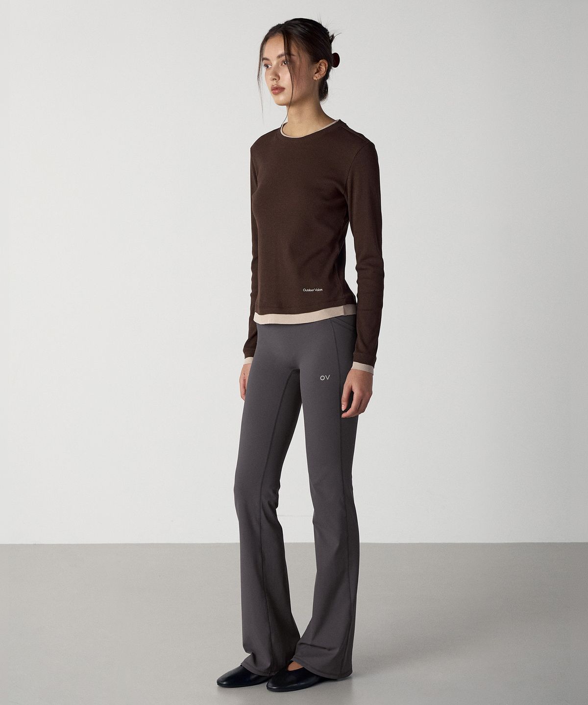 아웃도어 보이스(OUTDOOR VOICES) (W)Technol-OV SOFT FLEX FLARE LEGGINGS (CHARCOAL)
