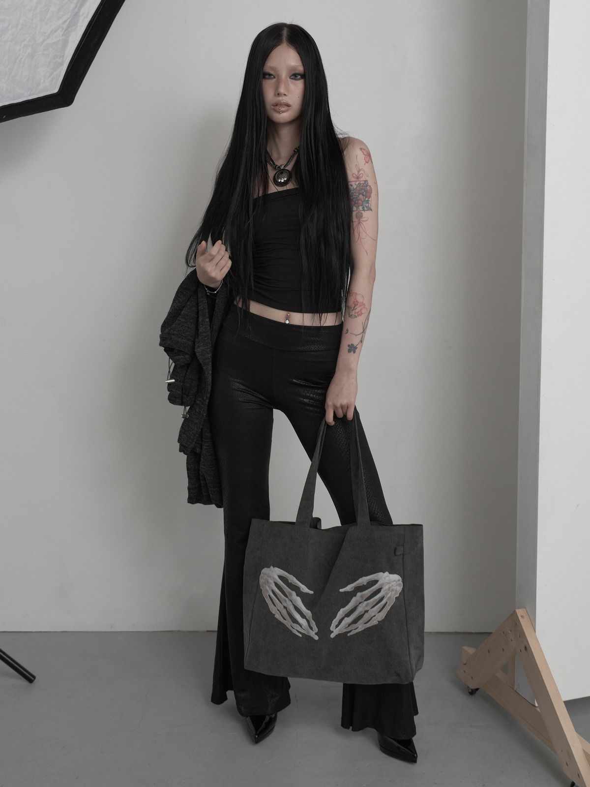 피넛루프(PEANUT LOOP) Specter Eco Bag Charcoal