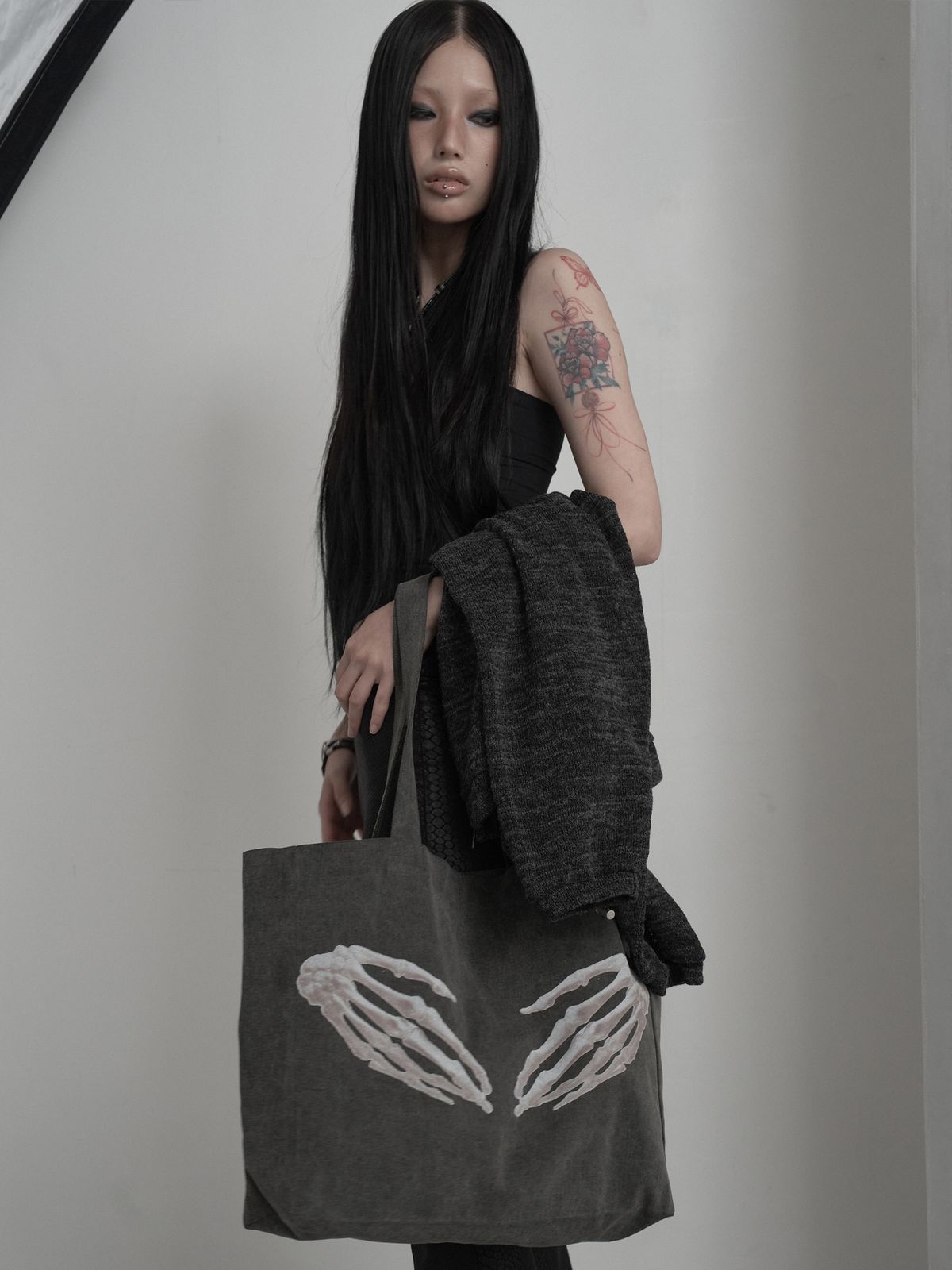 피넛루프(PEANUT LOOP) Specter Eco Bag Charcoal