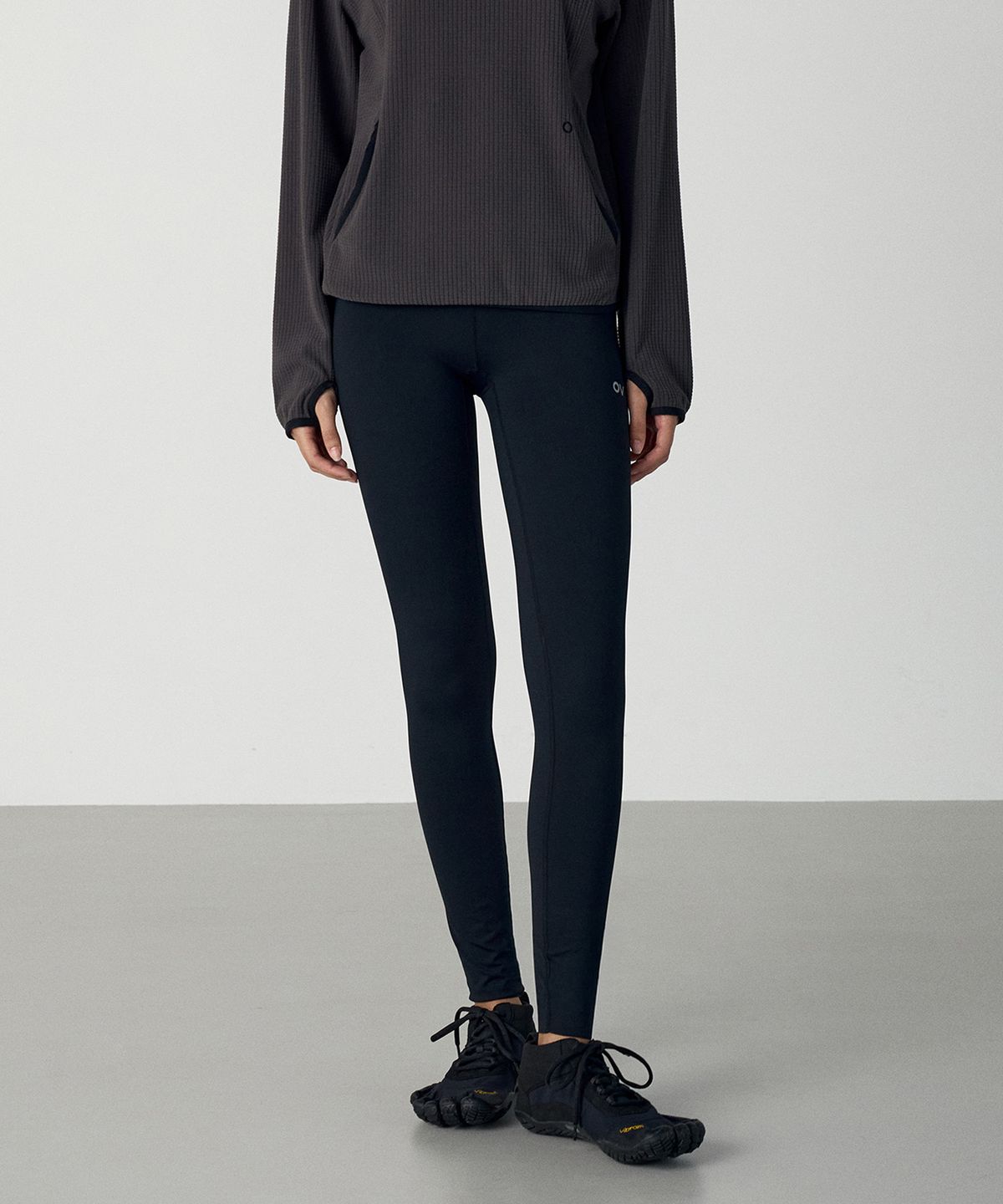 아웃도어 보이스(OUTDOOR VOICES) (W)Technol-OV SOFT FLEX BASIC LEGGINGS (BLACK)