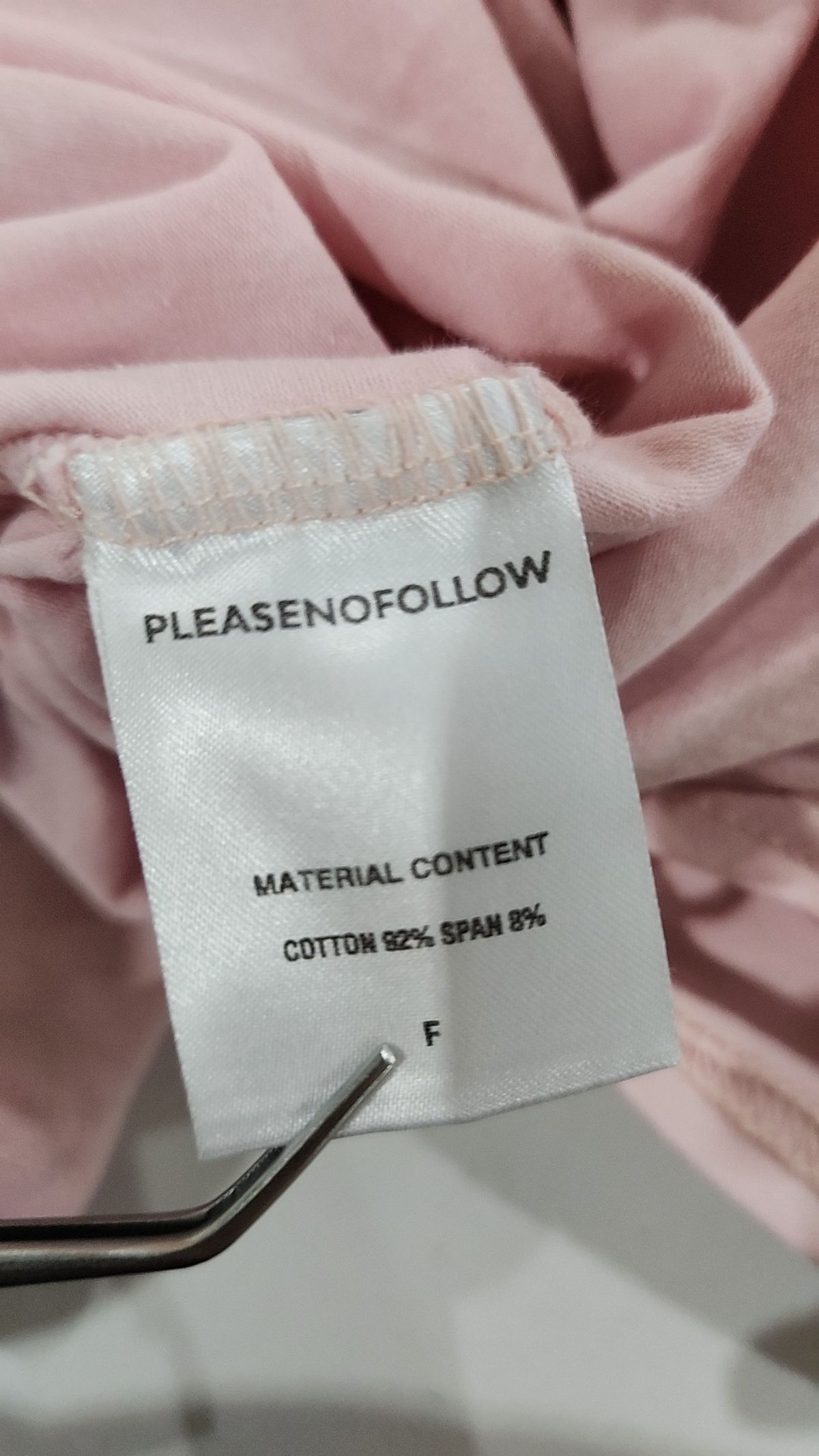 플리즈노팔로우(PLEASENOFOLLOW) 반소매 티셔츠 FREE