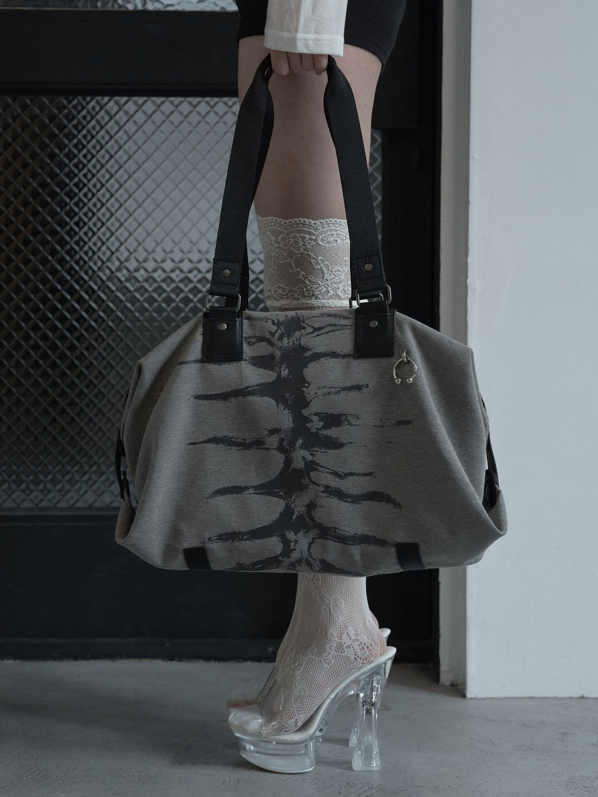 피넛루프(PEANUT LOOP) Spine Printed bag Gray