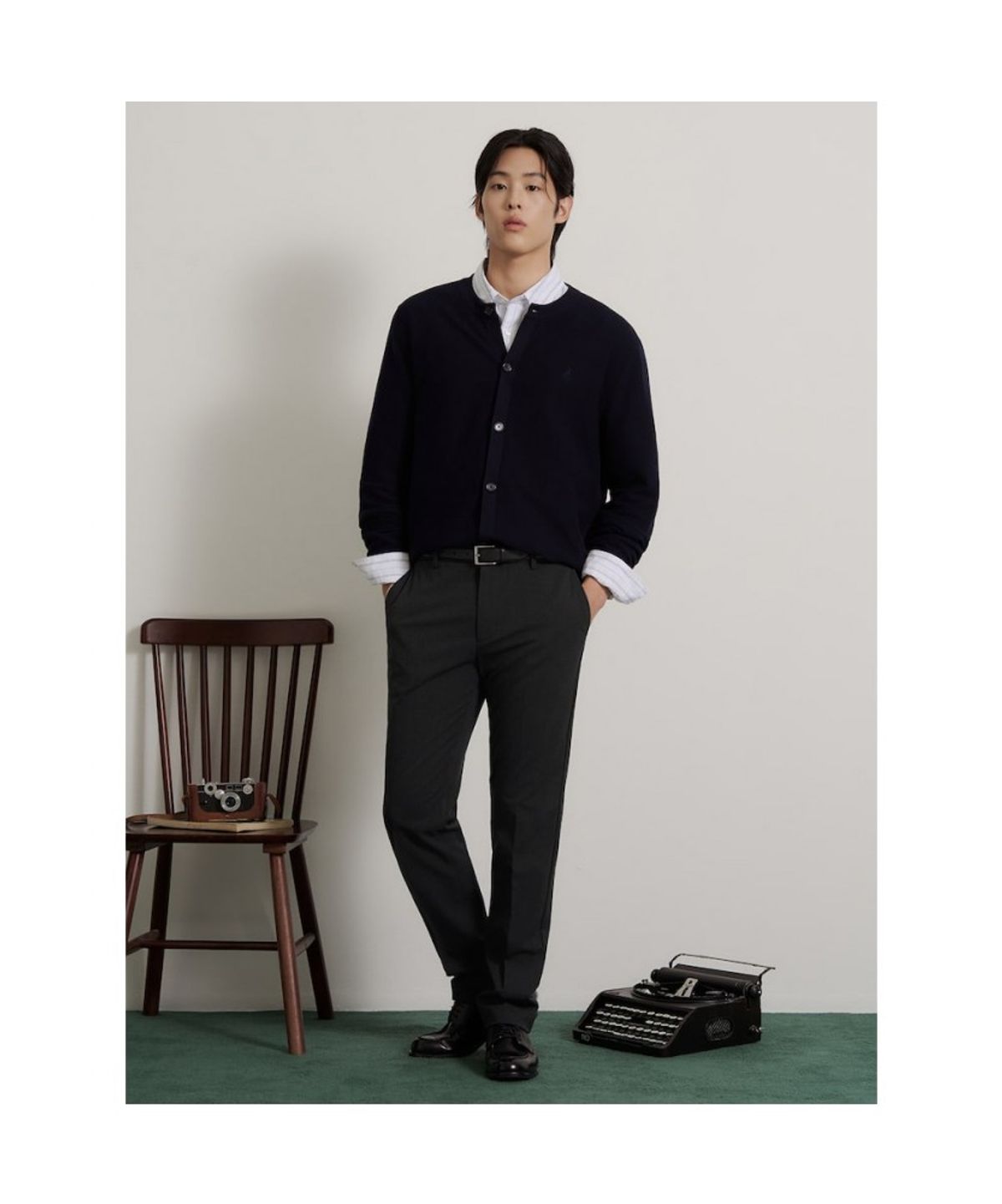 빈폴 멘(BEANPOLE MEN) 폴리 혼방 클래식핏 슬랙스  애쉬