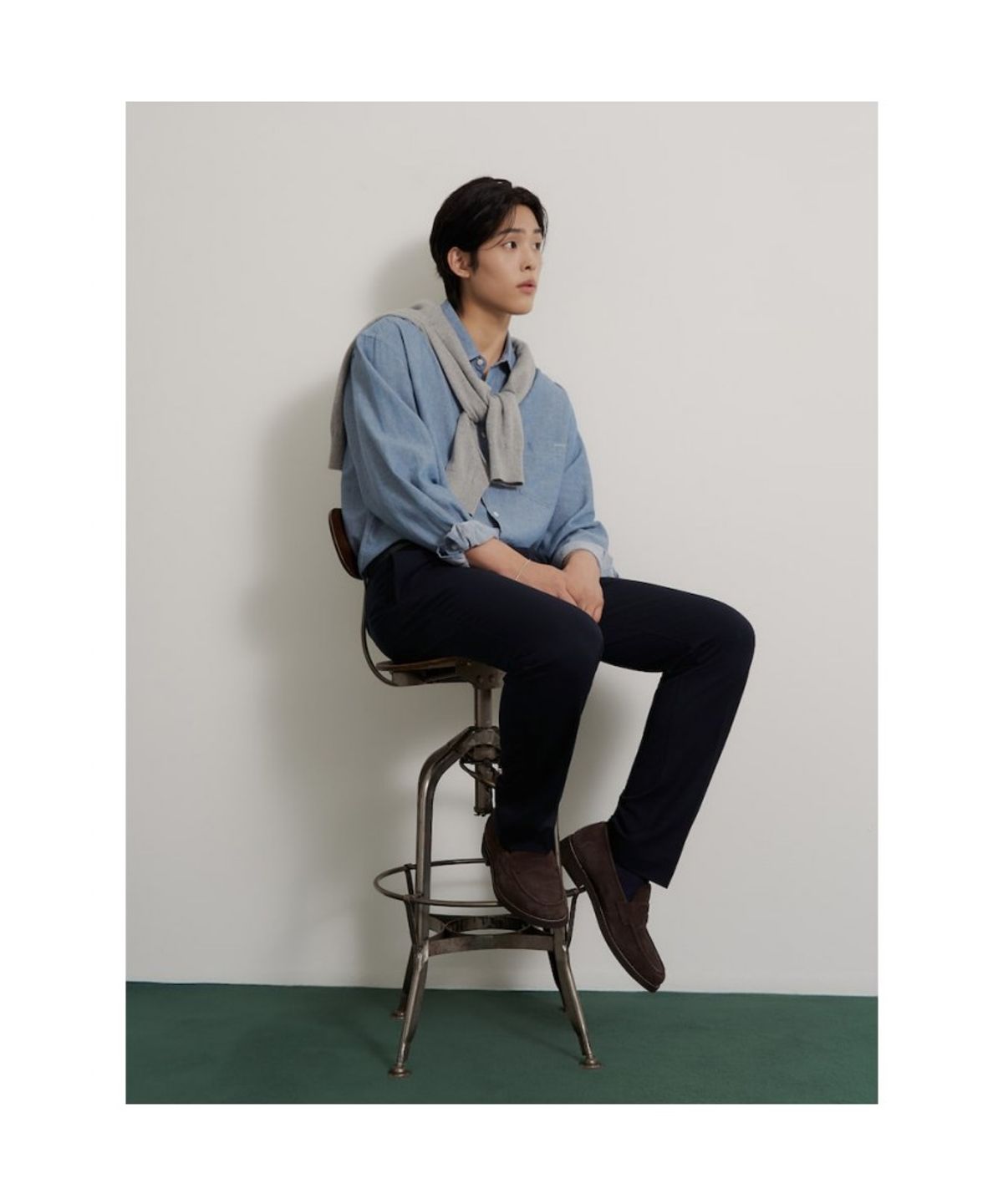 빈폴 멘(BEANPOLE MEN) 폴리 혼방 클래식핏 슬랙스  네이비