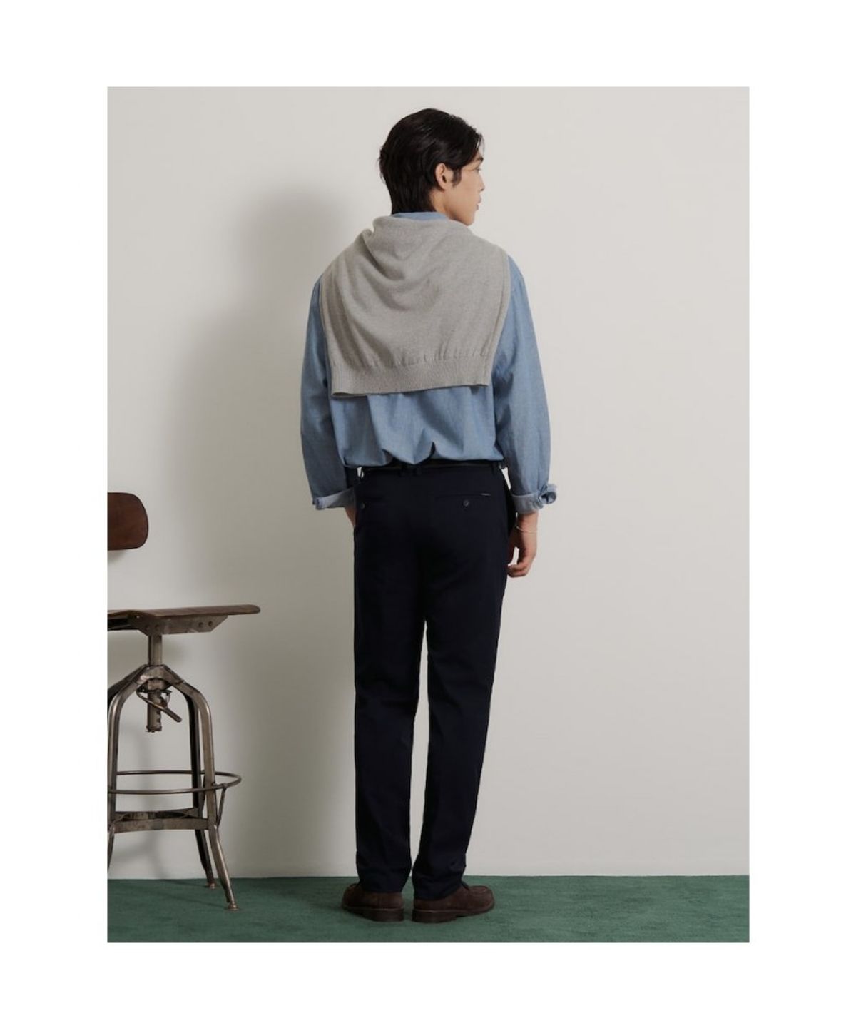 빈폴 멘(BEANPOLE MEN) 폴리 혼방 클래식핏 슬랙스  네이비