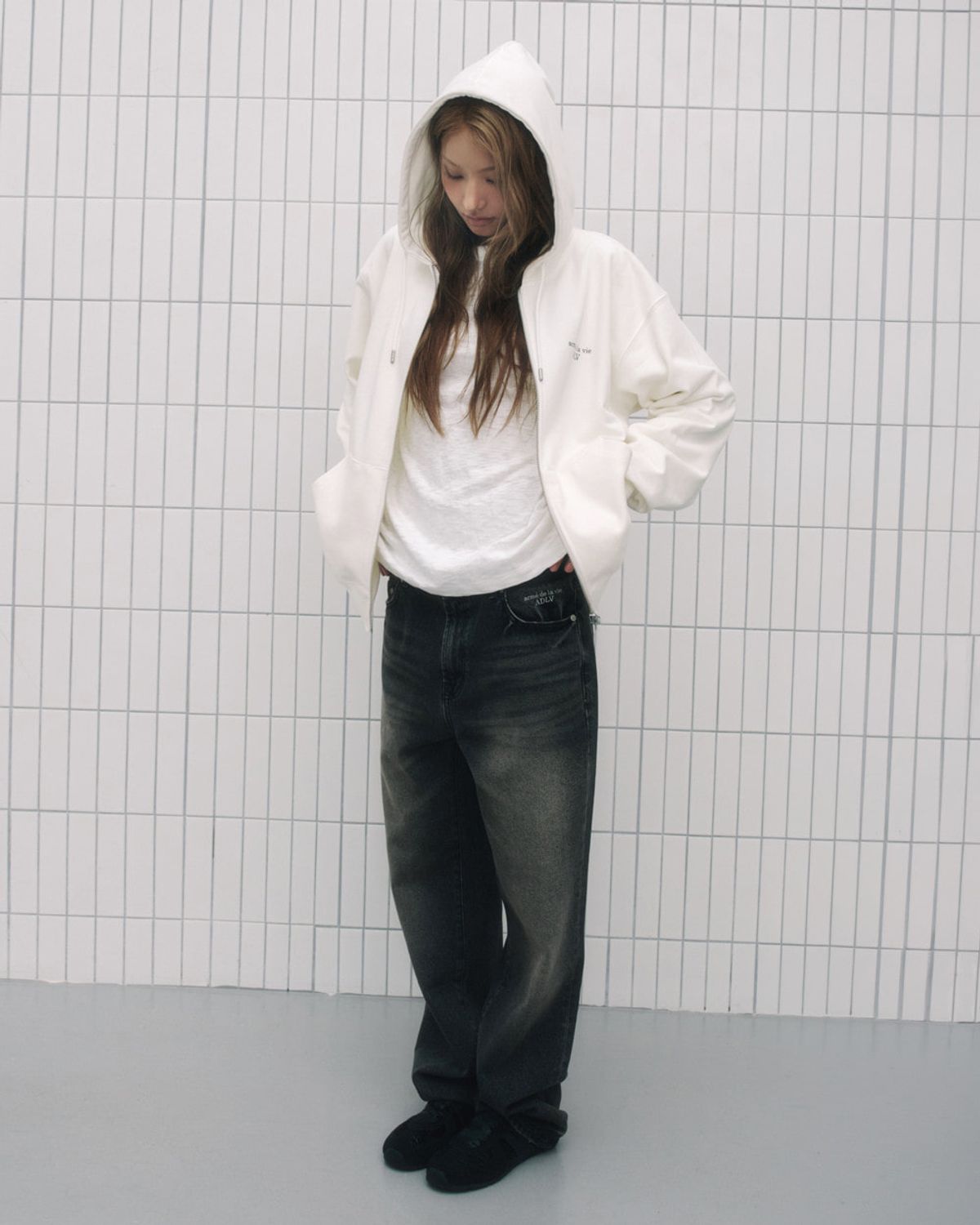아크메드라비(ACME DE LA VIE) BASIC LOGO STANDARD HOODIE ZIP UP