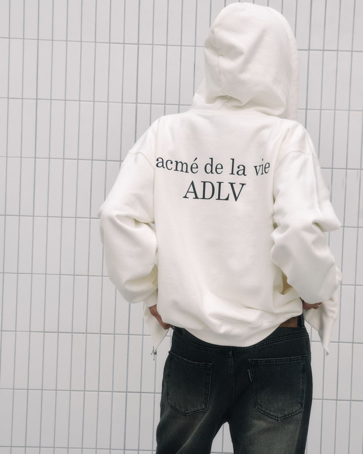 아크메드라비(ACME DE LA VIE) BASIC LOGO STANDARD HOODIE ZIP UP