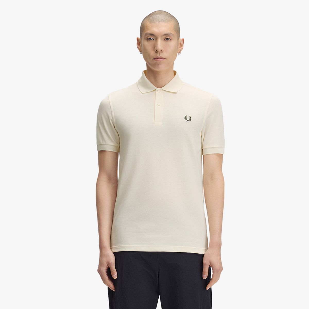프레드페리(FRED PERRY) [M6000] 플레인 프레드페리 셔츠 - 에크루/나이트그린 AFPM2G36000-V11