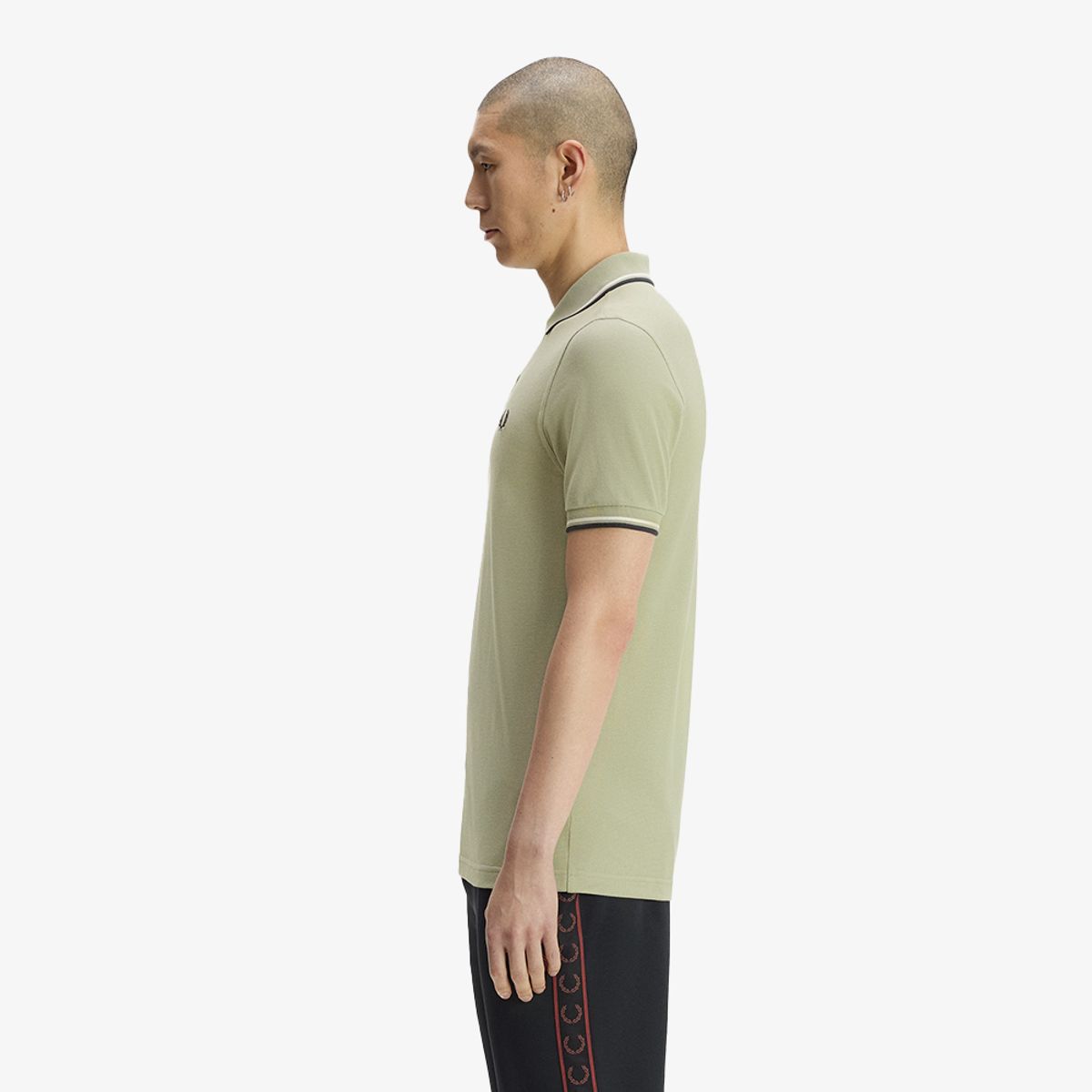 프레드페리(FRED PERRY) [M3600] 트윈 팁 프레드페리 셔츠 - 시그래스/에크루/다크에어포스 AFPM2G33600-76C