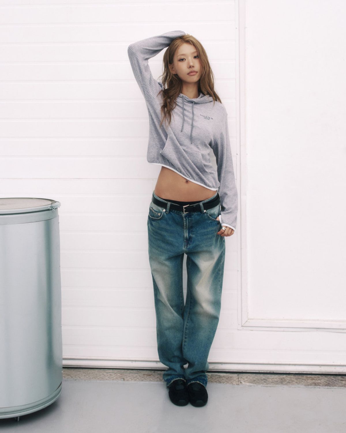 아크메드라비(ACME DE LA VIE) WOMAN STRIPE SHORT HOODIE