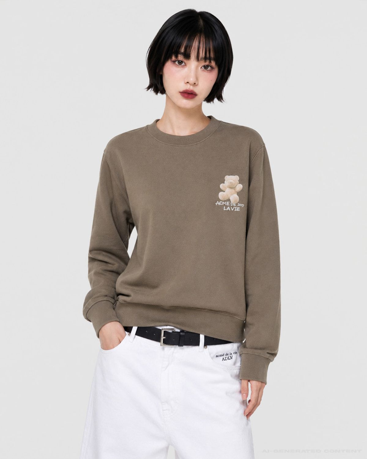 아크메드라비(ACME DE LA VIE) WOMAN FUZZY AC BEAR SWEATSHIRT