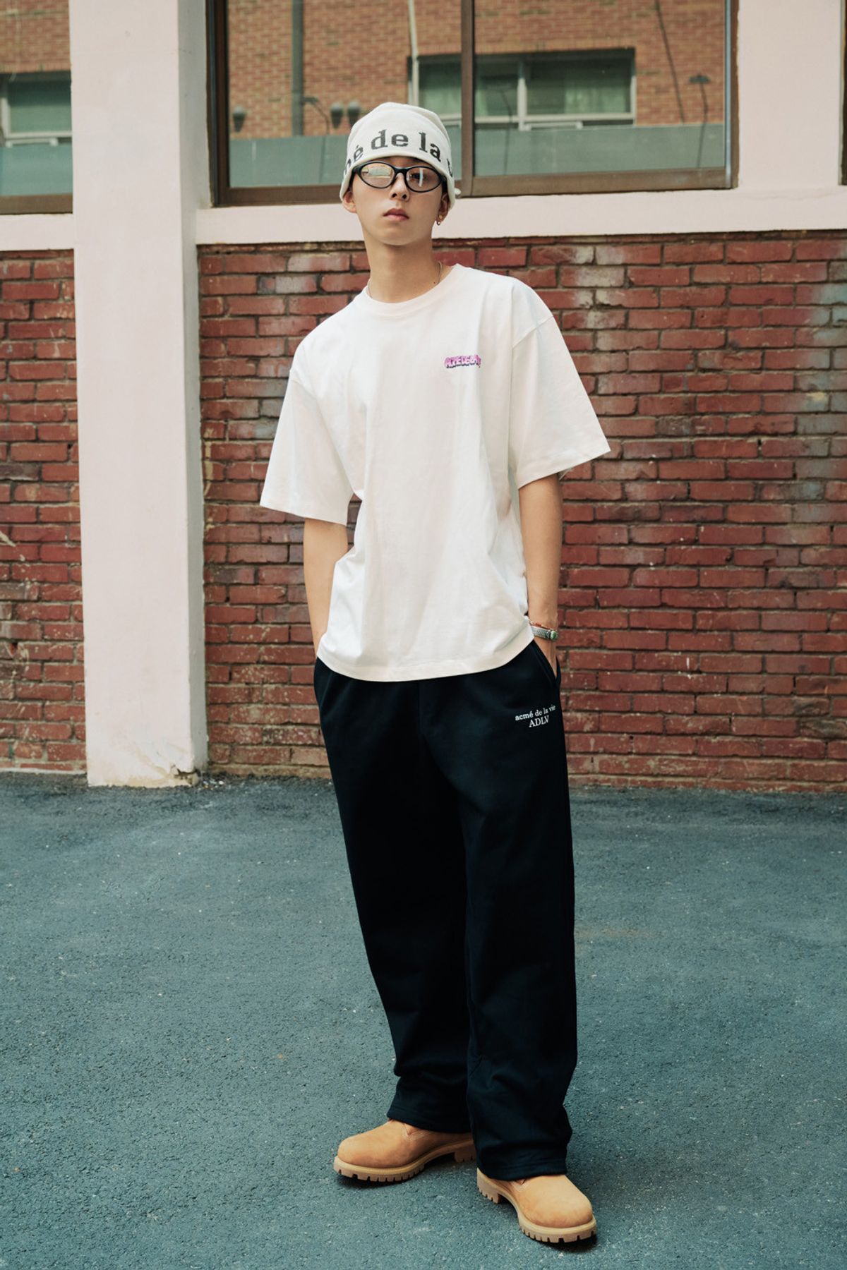아크메드라비(ACME DE LA VIE) BASIC LOGO STANDARD PANTS
