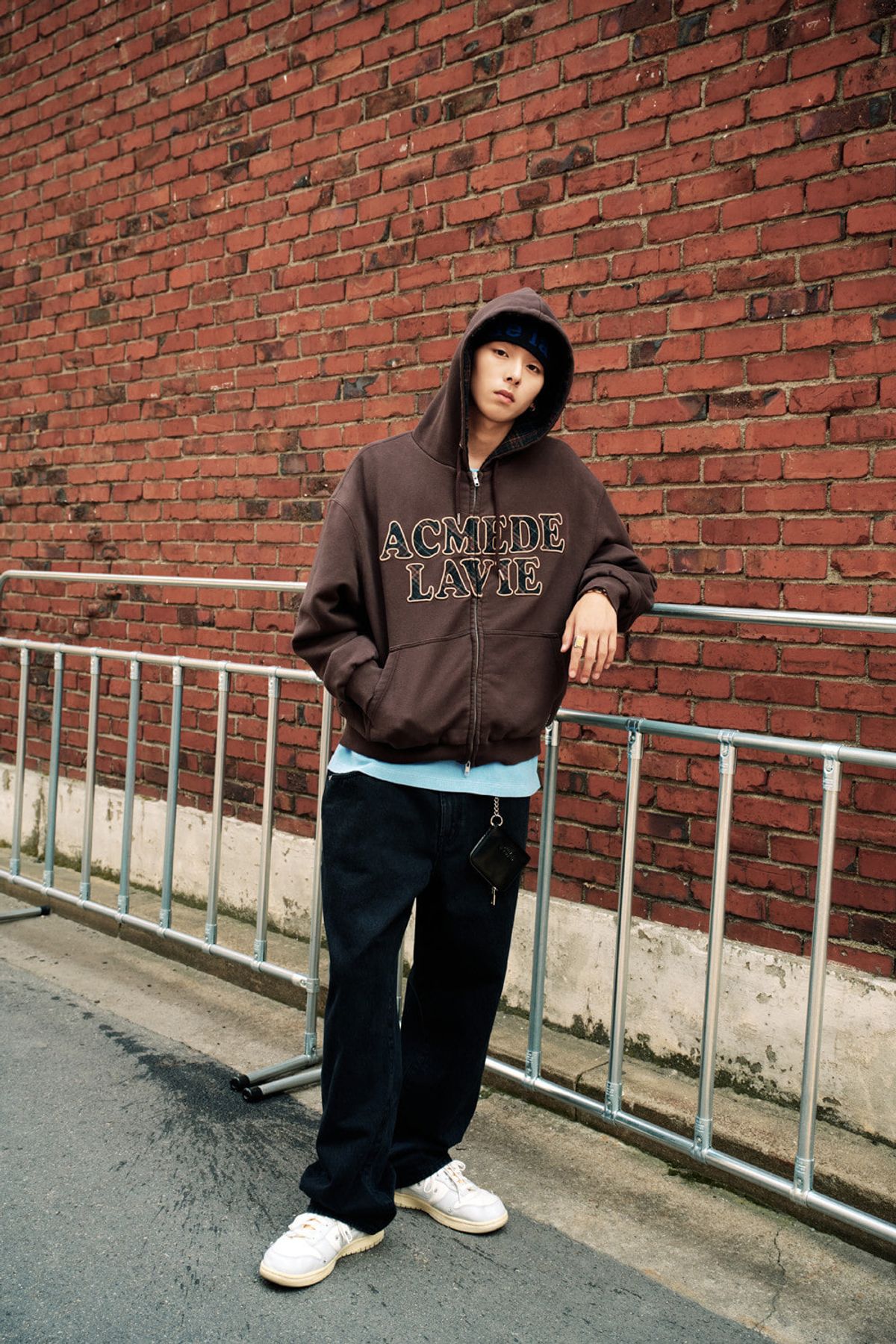 아크메드라비(ACME DE LA VIE) SEMI OVER FIT BASIC DENIM PANTS