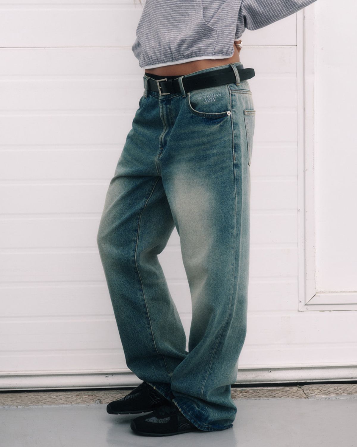 아크메드라비(ACME DE LA VIE) STRAIGHT FIT BASIC DENIM PANTS