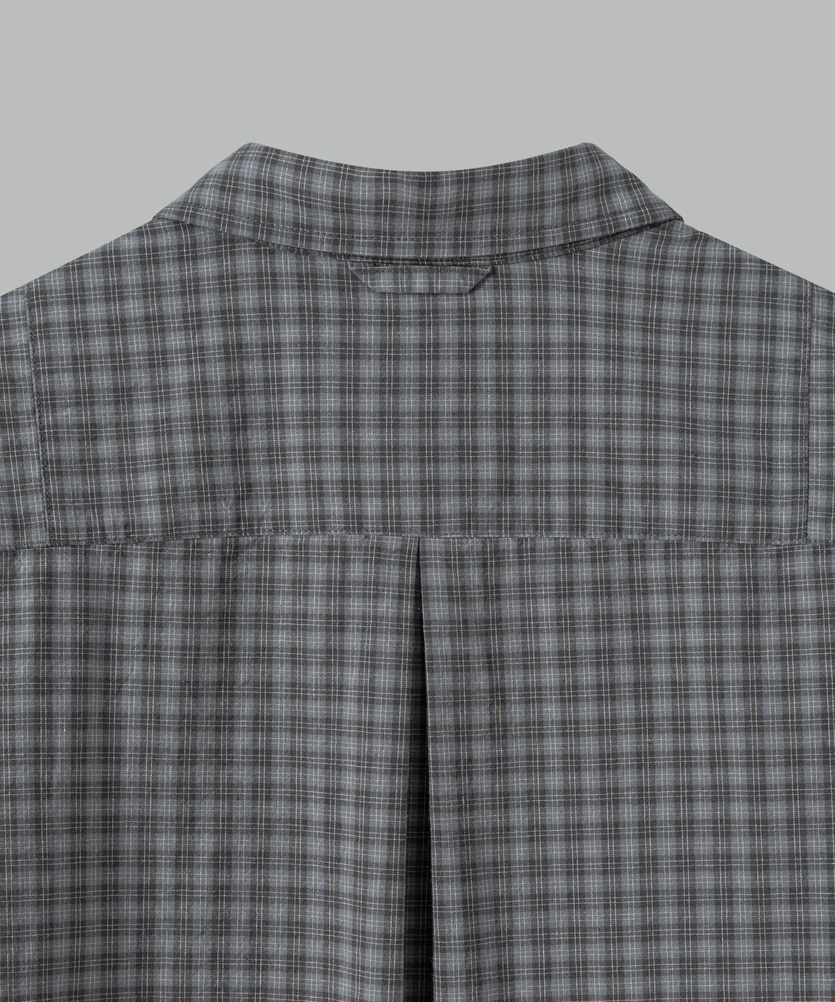 넌블랭크(NONBLANK) 일레귤러 패널 체크 LS 셔츠_BLUISH GREY