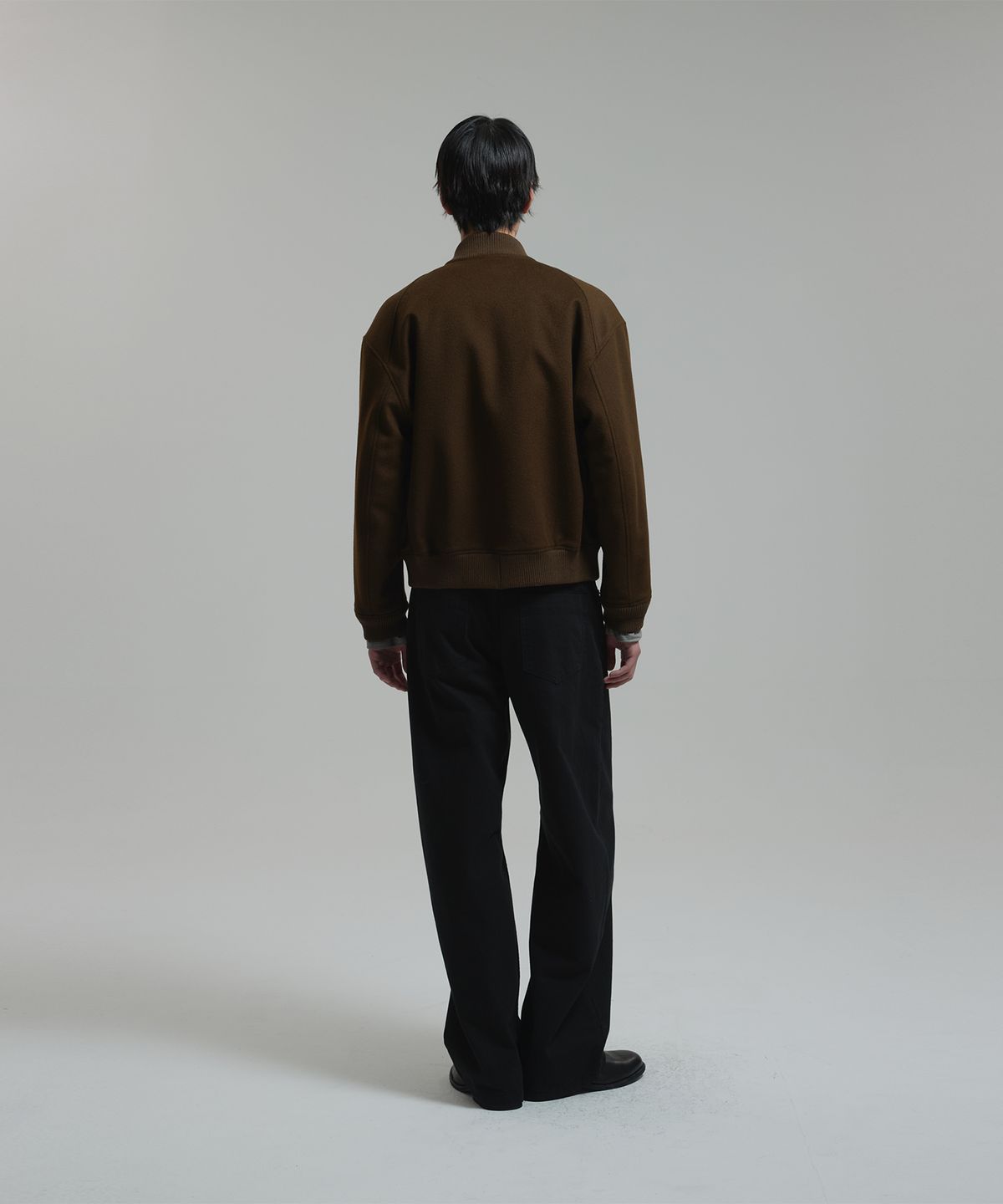 넌블랭크(NONBLANK) 웨일 워시드 커브드 팬츠_BLACK