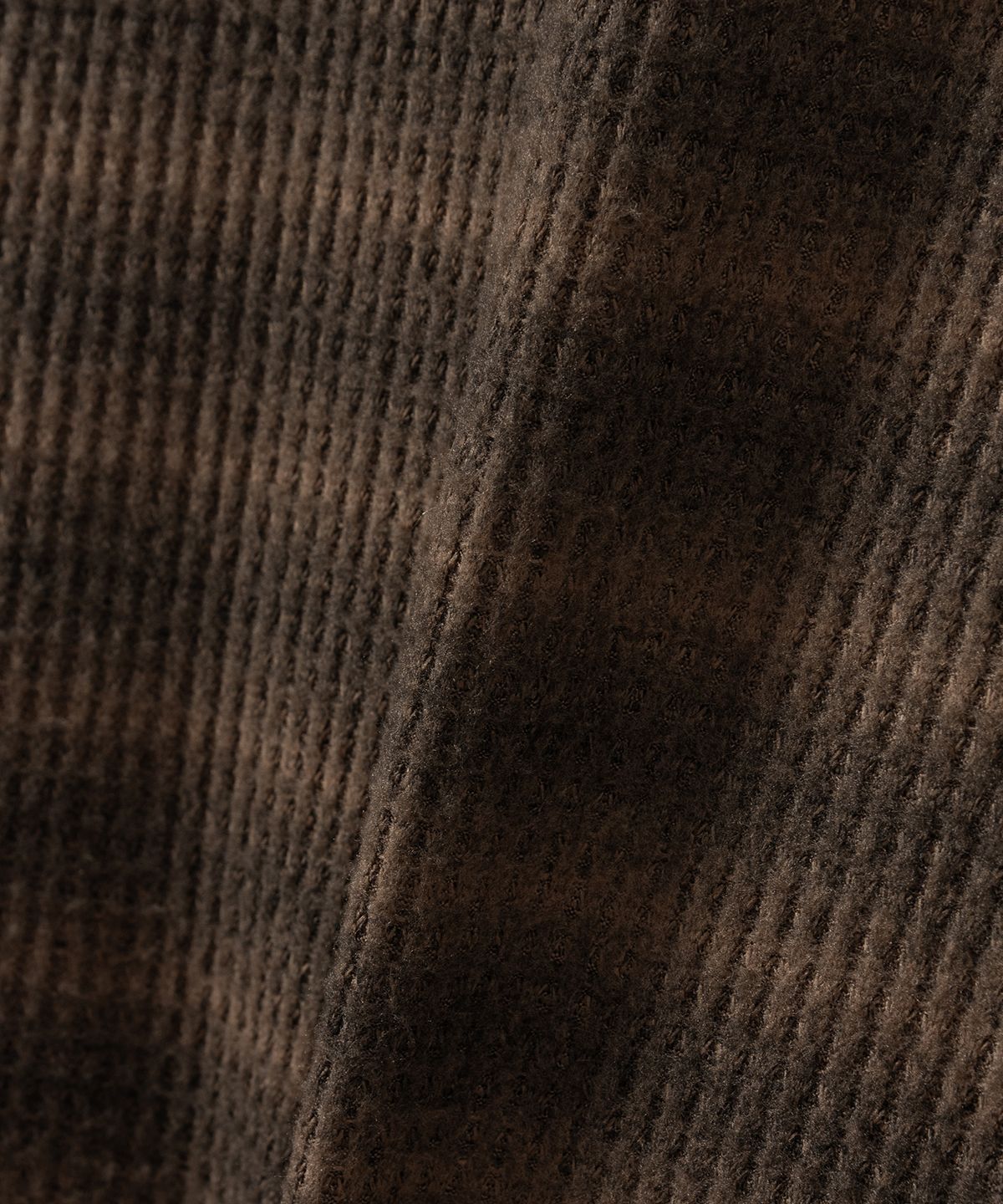 넌블랭크(NONBLANK) 와플 헨리넥 LS 티셔츠_BROWN STRIPE
