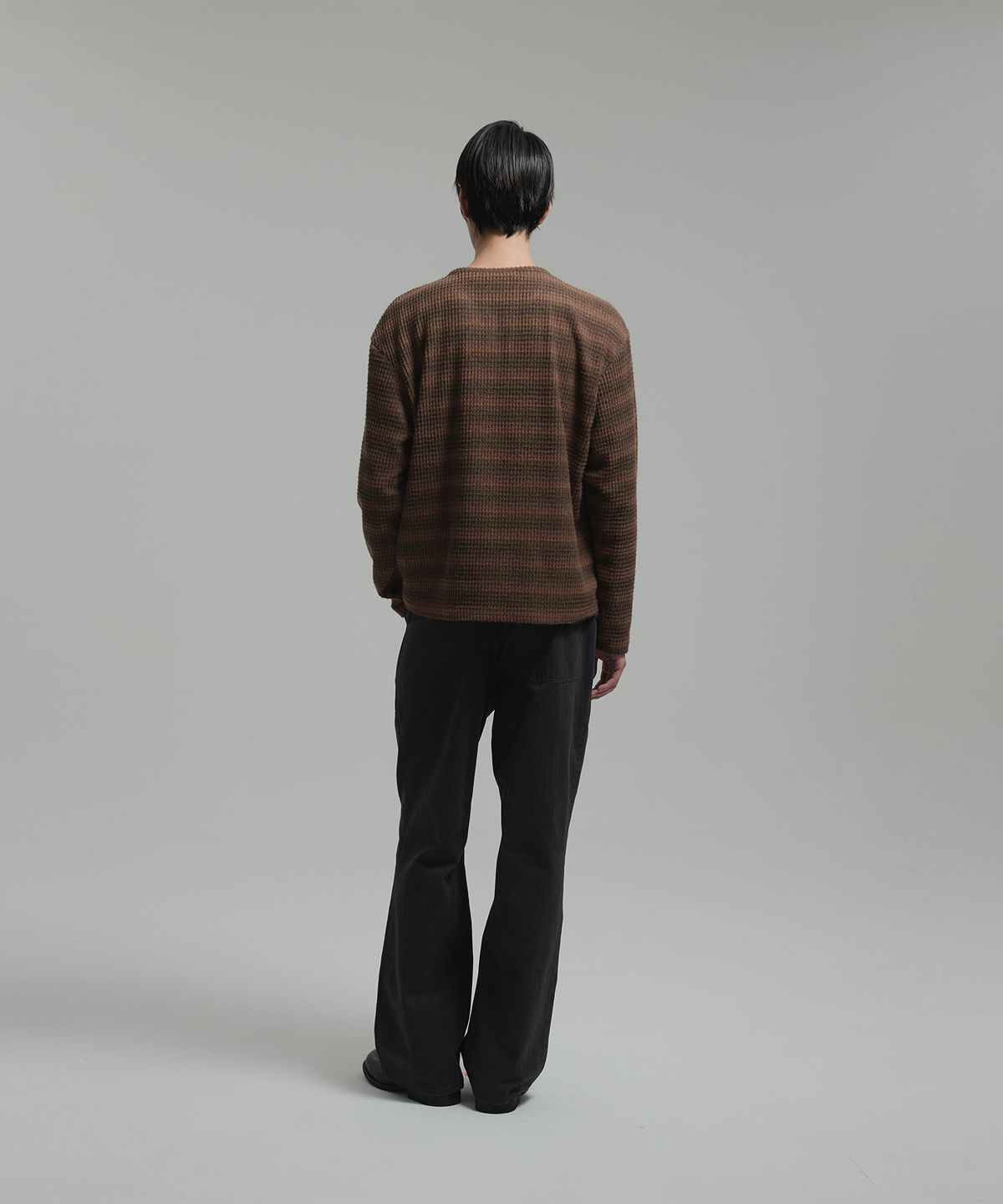 넌블랭크(NONBLANK) 와플 헨리넥 LS 티셔츠_BROWN STRIPE