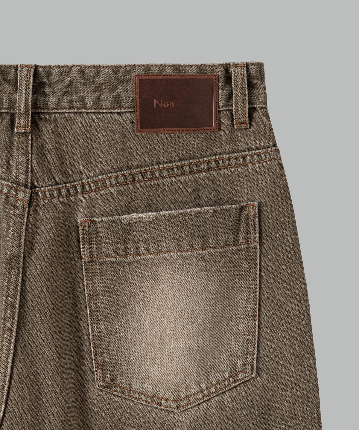 넌블랭크(NONBLANK) 루즈드 유니폼 팬츠_WASHED BEIGE