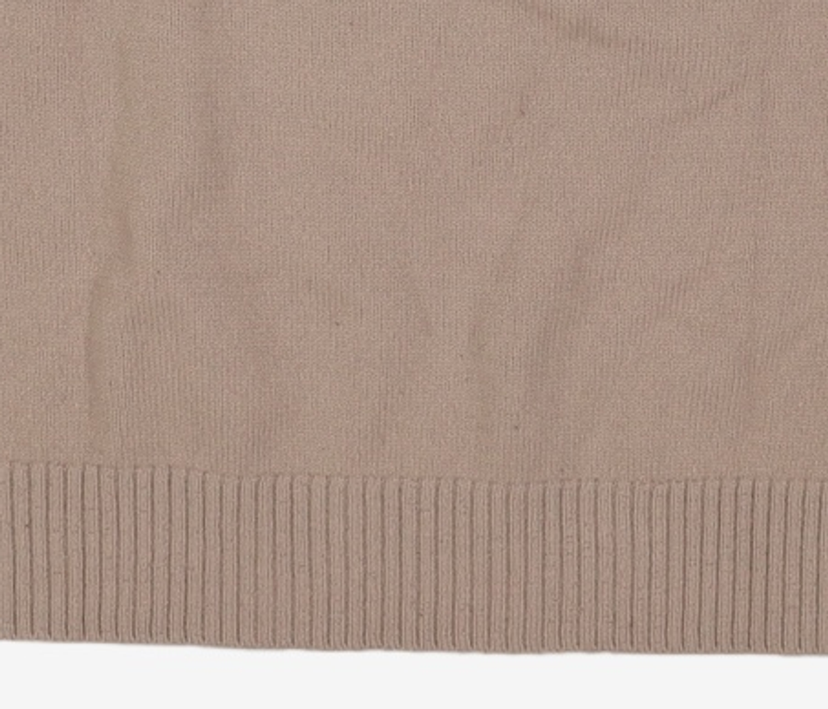 인사일런스(INSILENCE) 슬릿 하이넥 니트 GREY BEIGE M