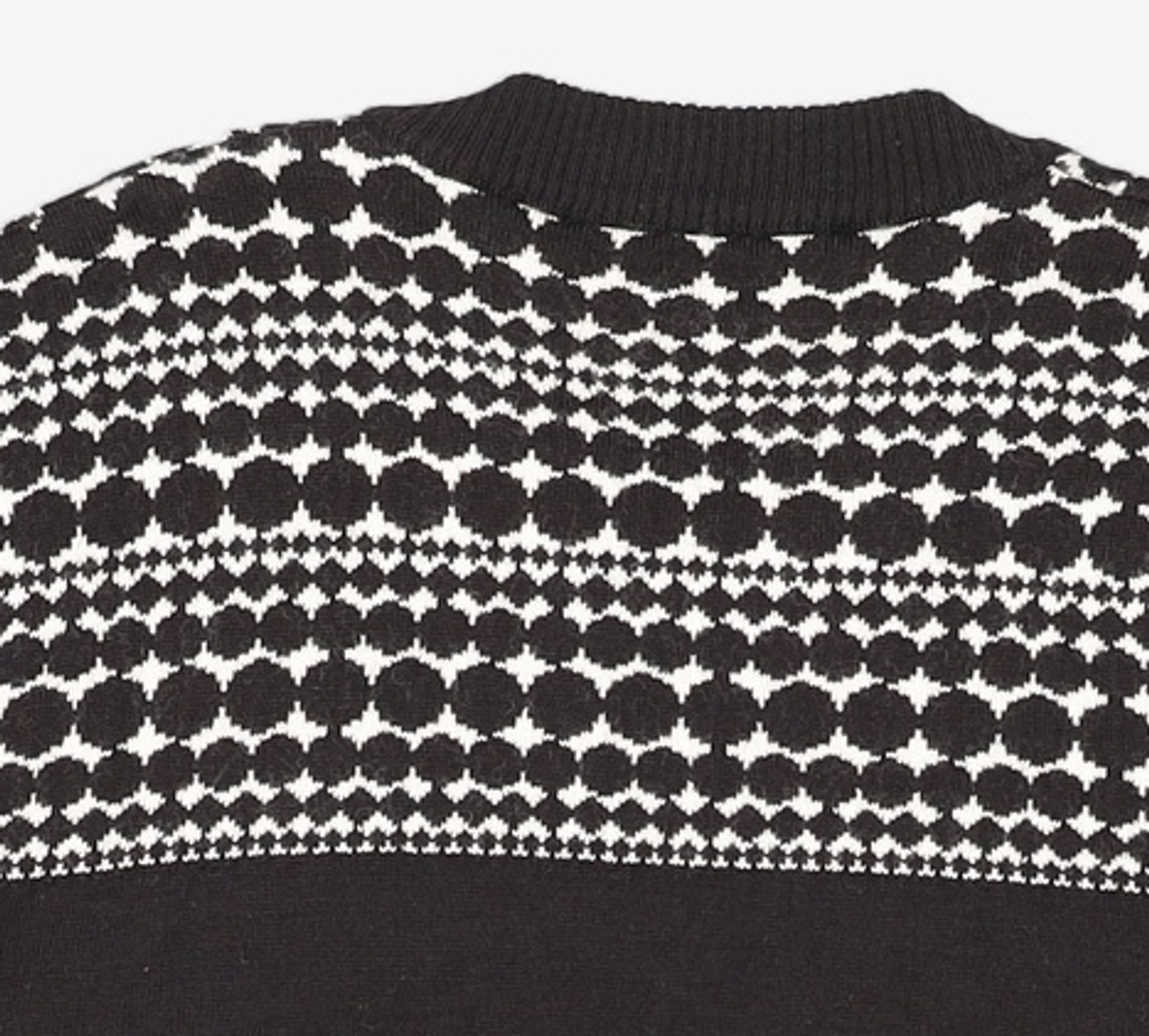 지방시(GIVENCHY) 니트/스웨터 105