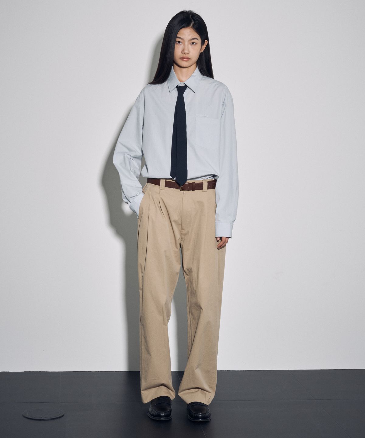 티와이(TY) 우먼 TY 클래식 투턱 치노 팬츠, 2COLOR
