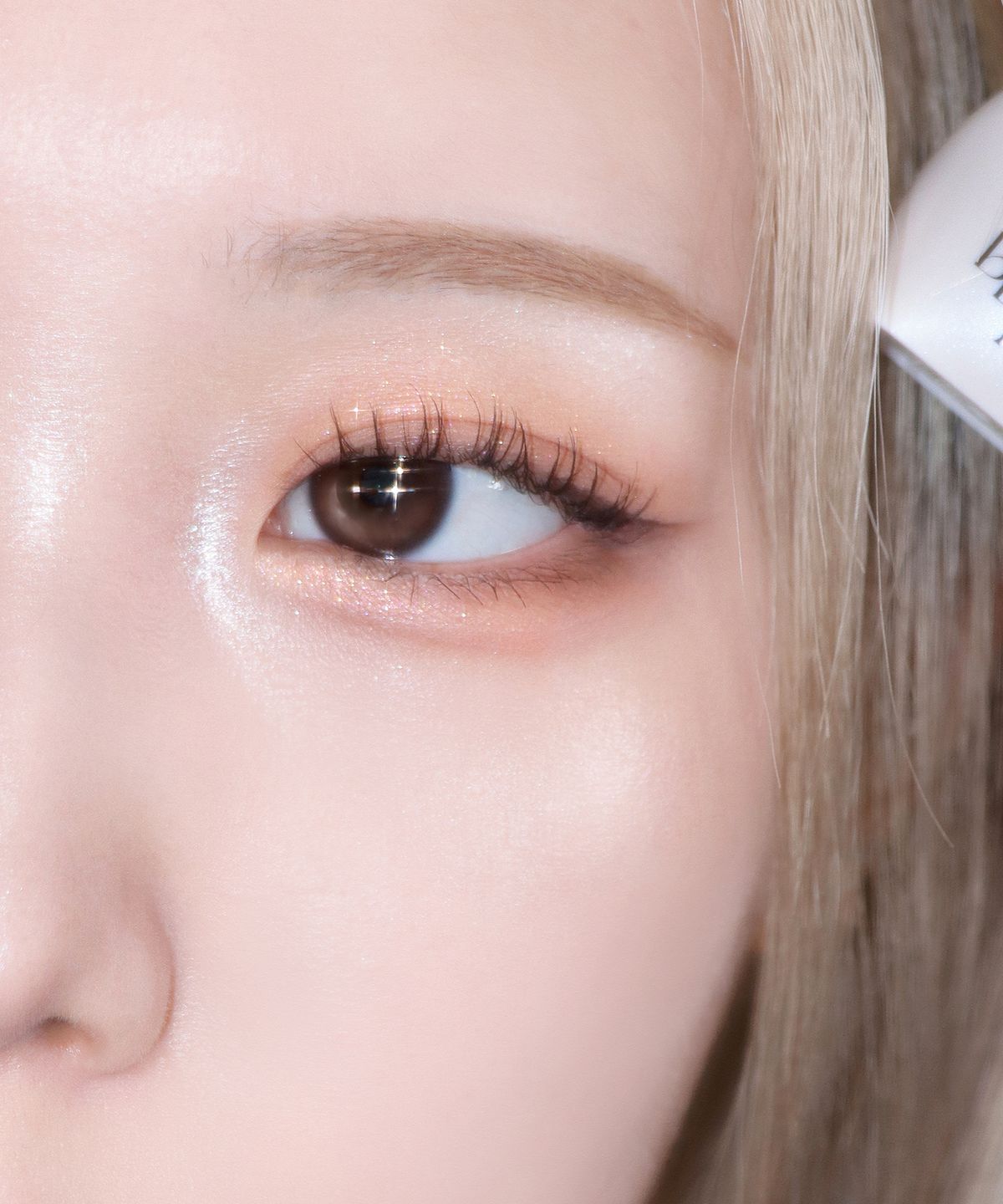 블레스문(BLESSED MOON) 베일 멜팅 글래스 하이라이터