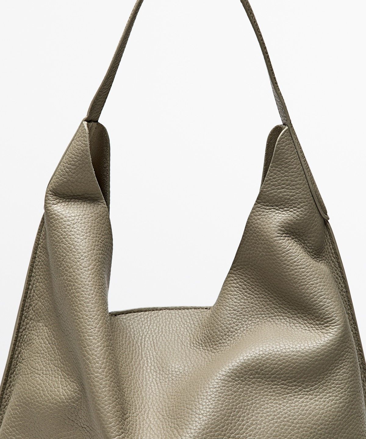 마시모두띠(MASSIMO DUTTI) 나파 가죽 미디엄 숄더백