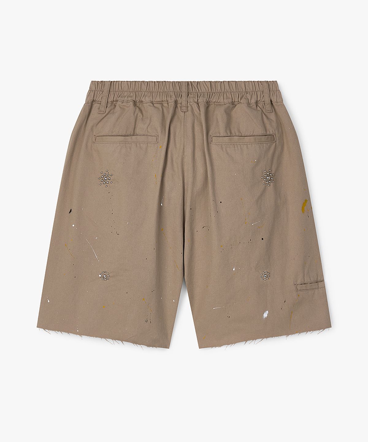 스트라이크(STRIKE) Atelier Studded Painted Cut-Off Shorts (BEIGE)