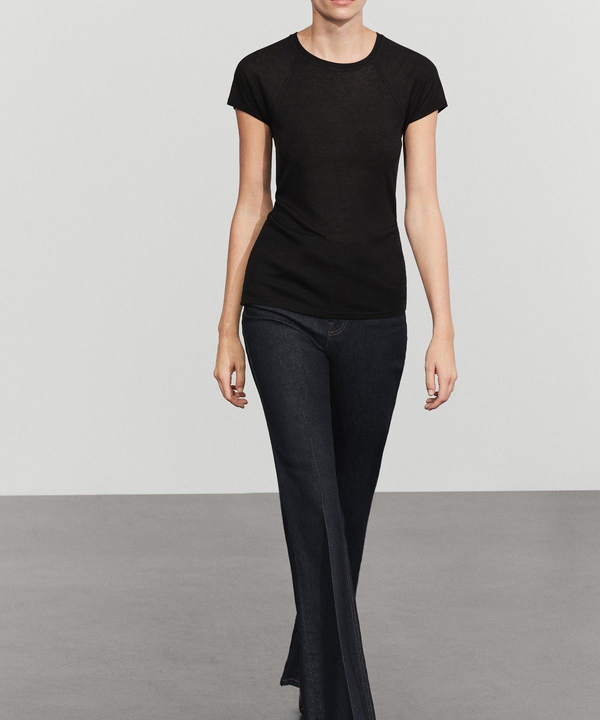 마시모두띠(MASSIMO DUTTI) 래글런 반팔 티셔츠