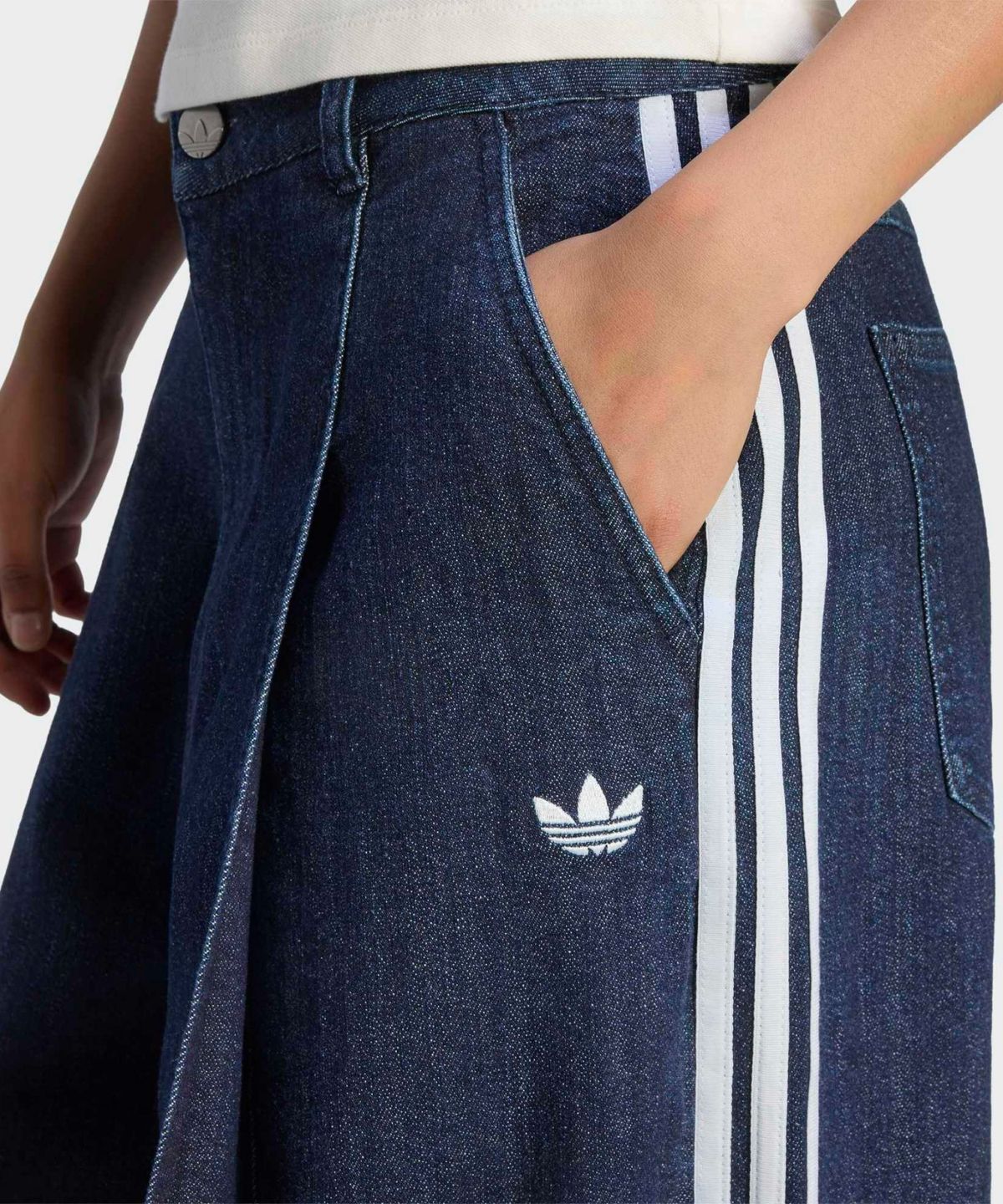 아디다스(ADIDAS) 데님 플리츠 와이드 레그 팬츠 - 인디고데님 / LE8302