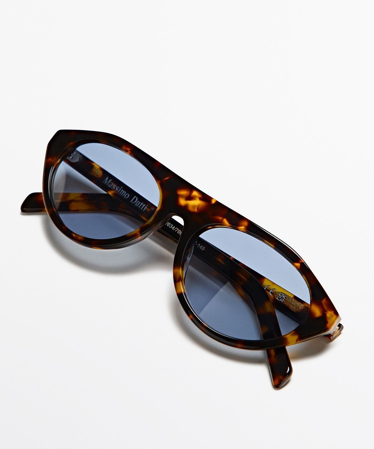 마시모두띠(MASSIMO DUTTI) 오벌 선글라스