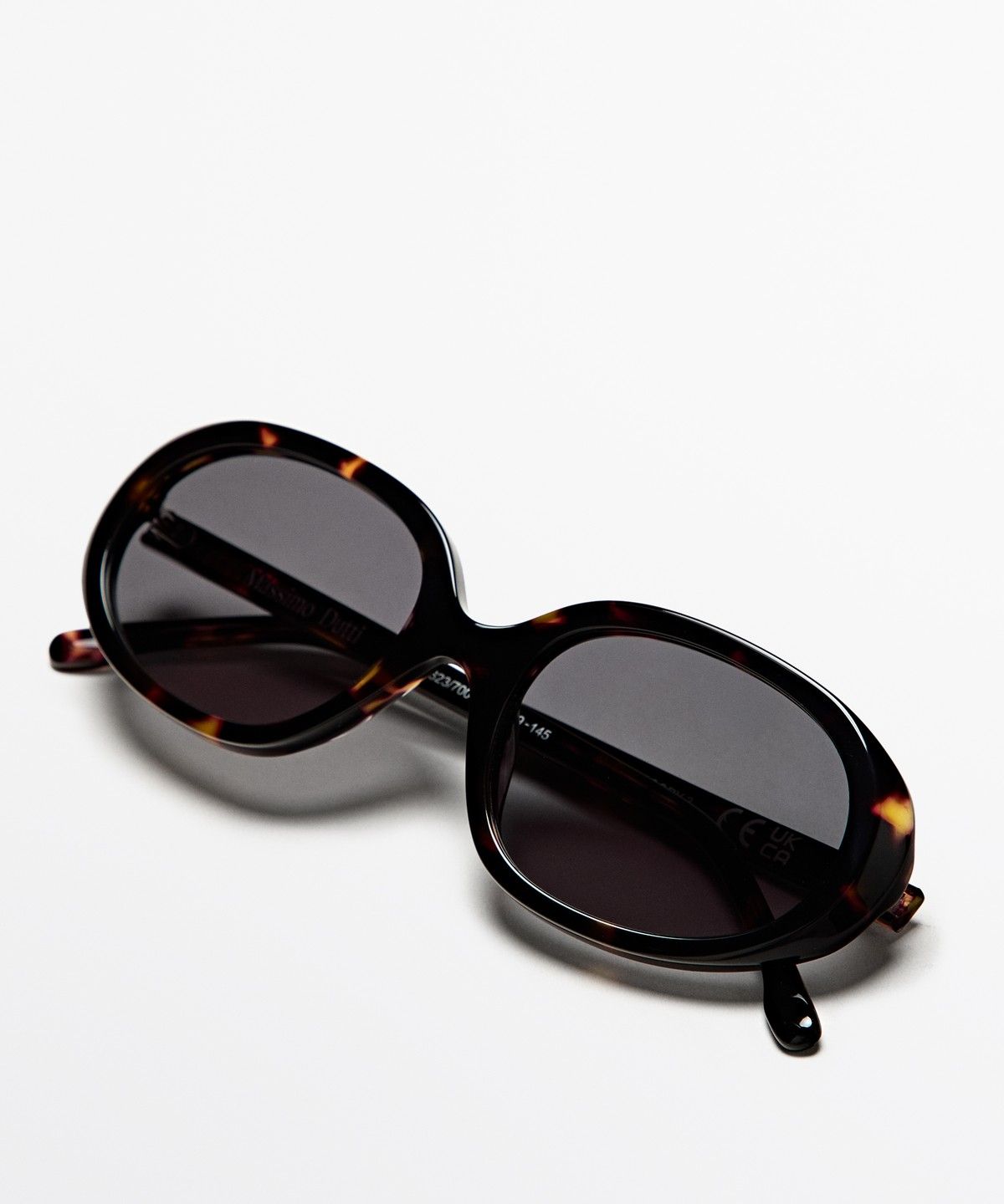 마시모두띠(MASSIMO DUTTI) 오벌 토터스쉘 이펙트 선글라스