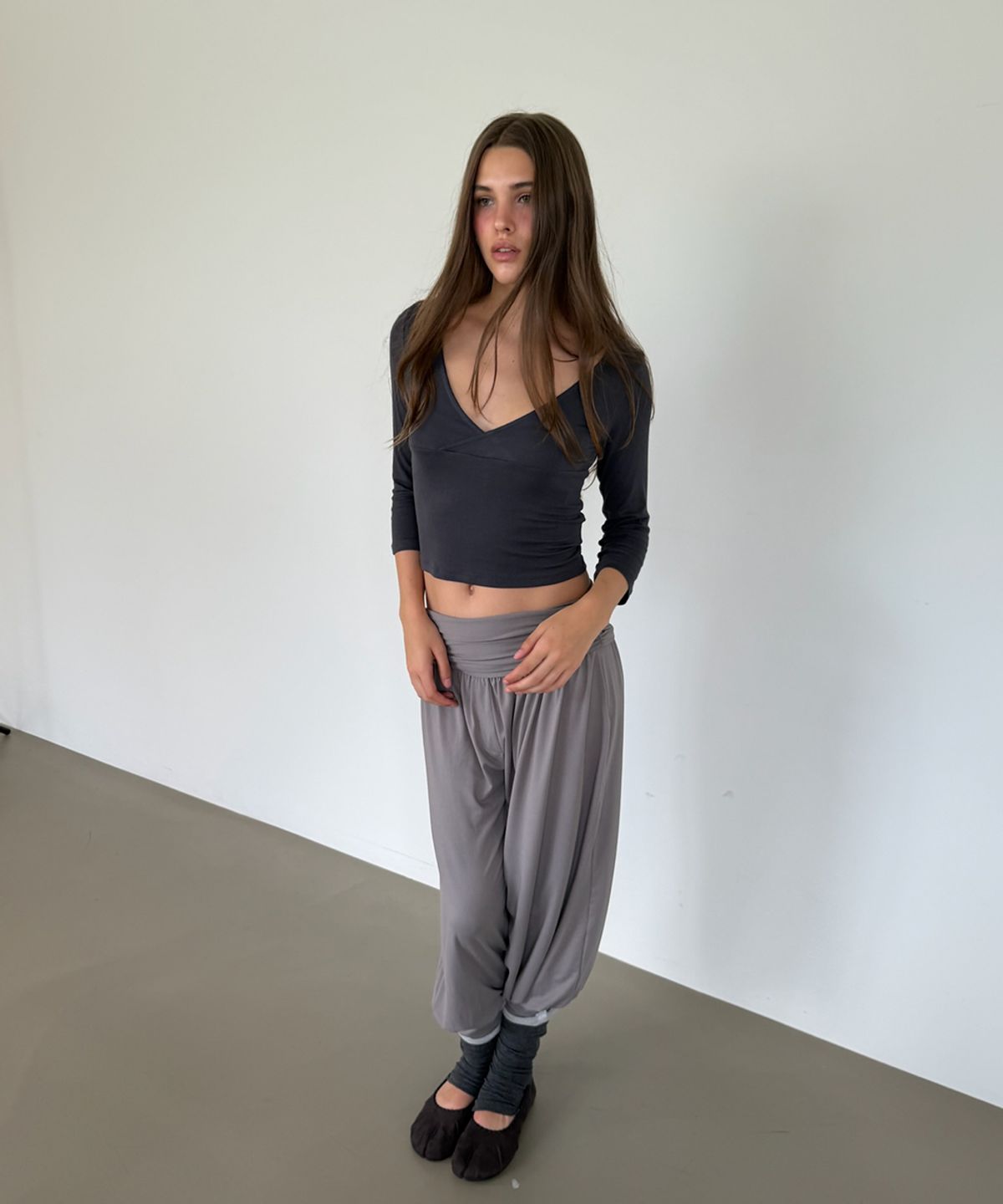아수라(ASURA) 3/4 SLEEVES WRAP T (CHARCOAL)