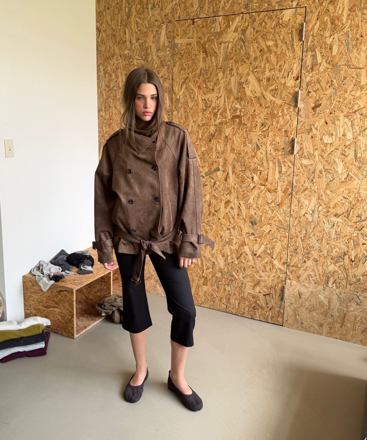 아수라(ASURA) AUTHENTIC TRENCH SUEDE JACKET (BROWN)