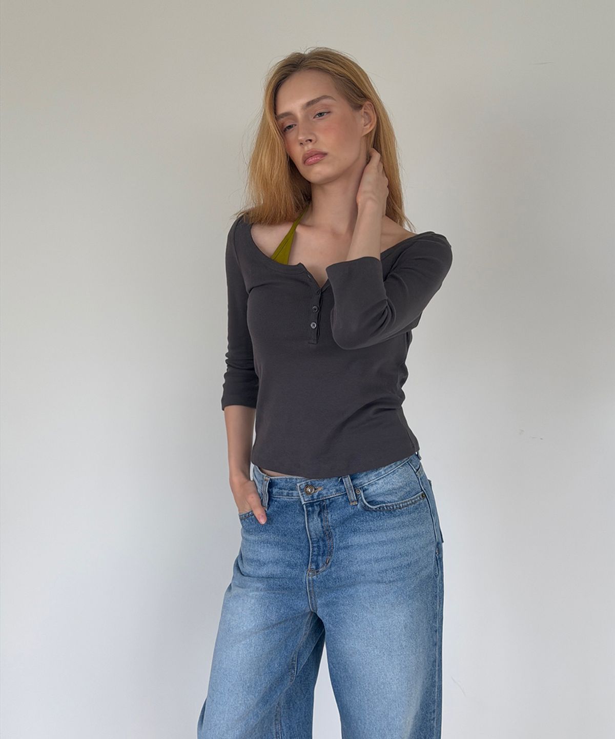 아수라(ASURA) COTTON HENLEY MID SLEEVE T (CHARCOAL)