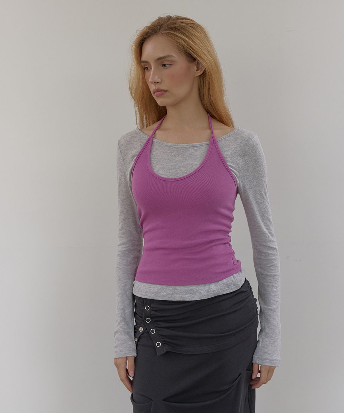 아수라(ASURA) CURVE HALTER SLEEVELES (PLUM)