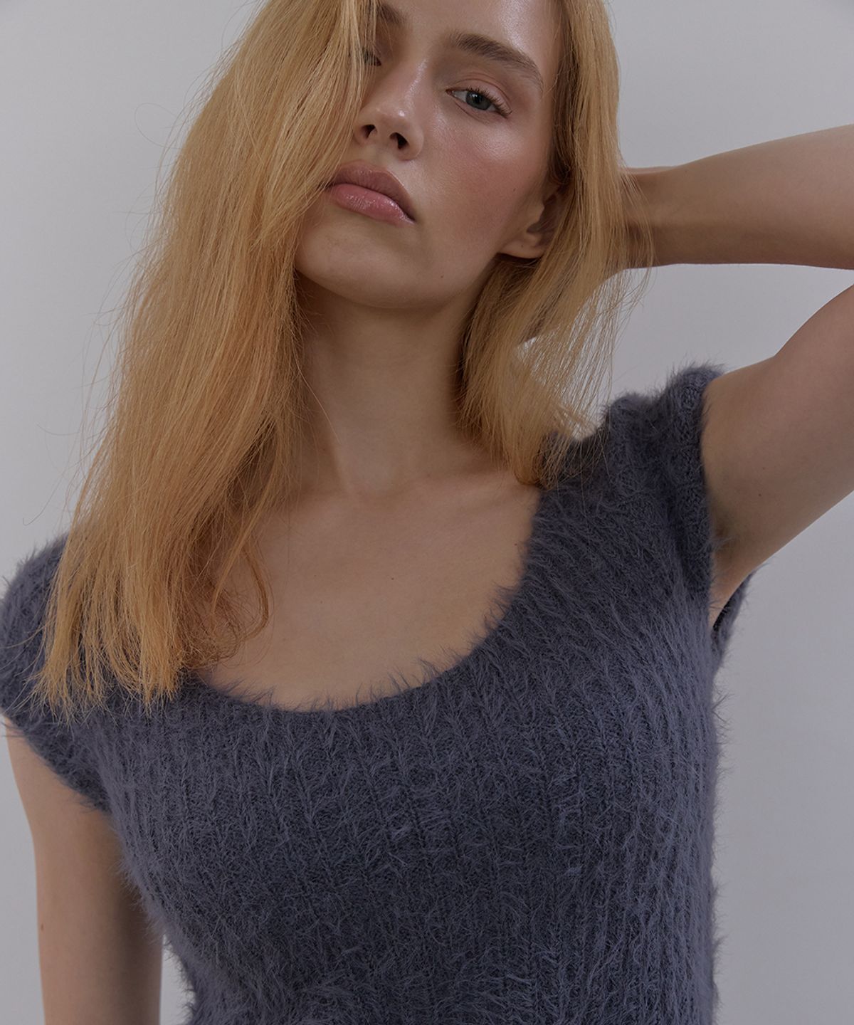 아수라(ASURA) FLUFFY SHORT SLEEVE KNIT (NAVY)