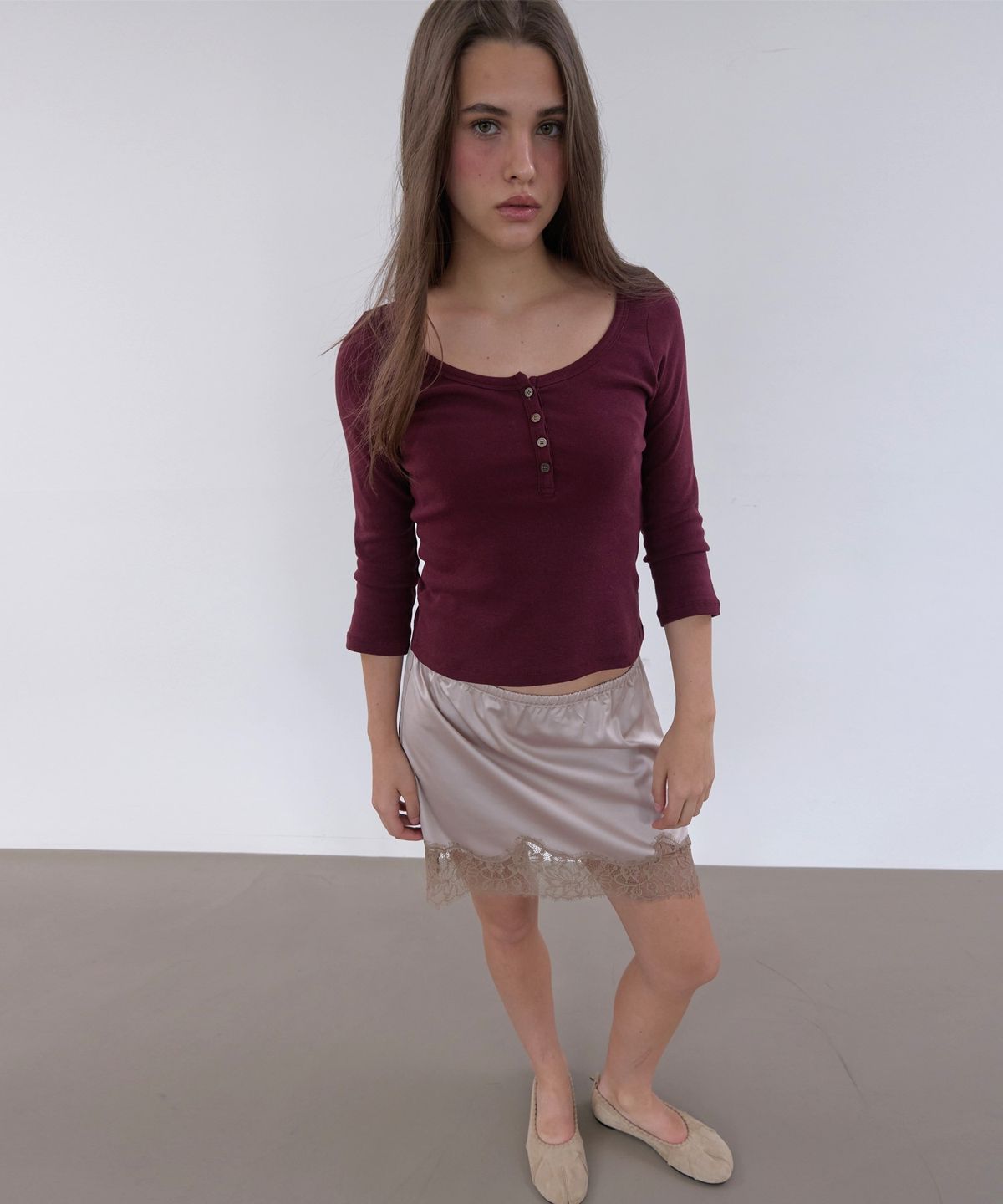 아수라(ASURA) LACE SATIN BAND SKIRT (BEIGE)