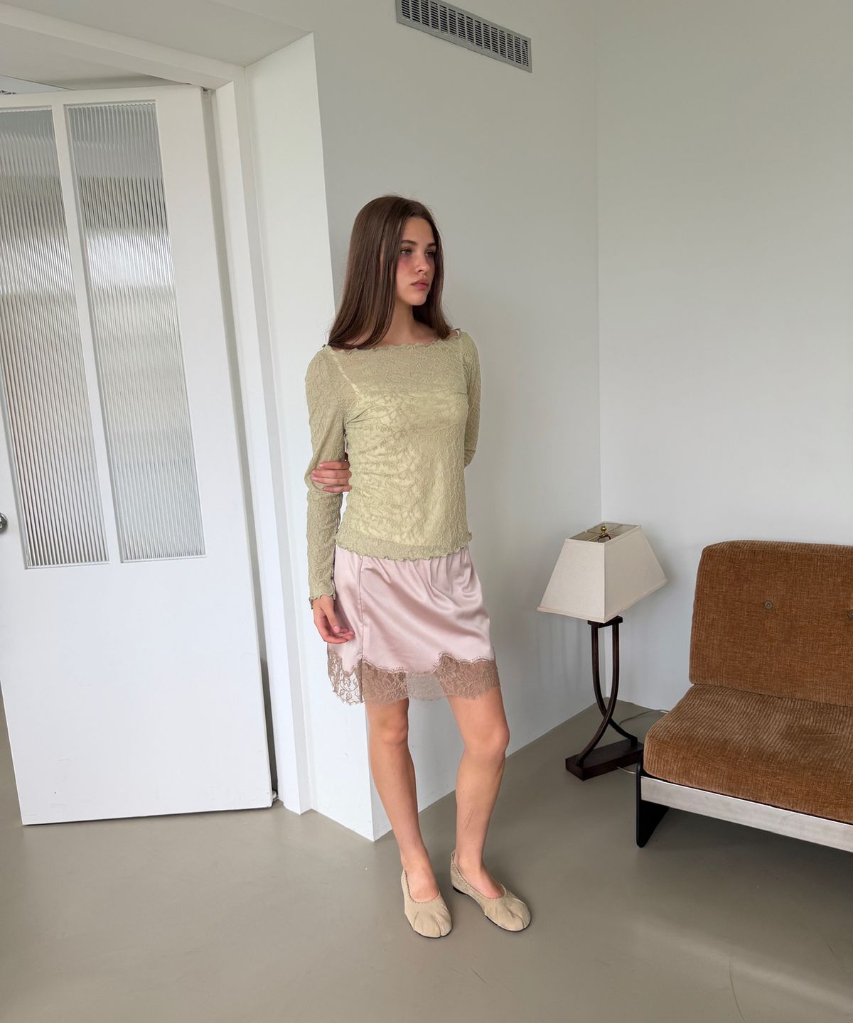 아수라(ASURA) LACE SATIN BAND SKIRT (BEIGE)