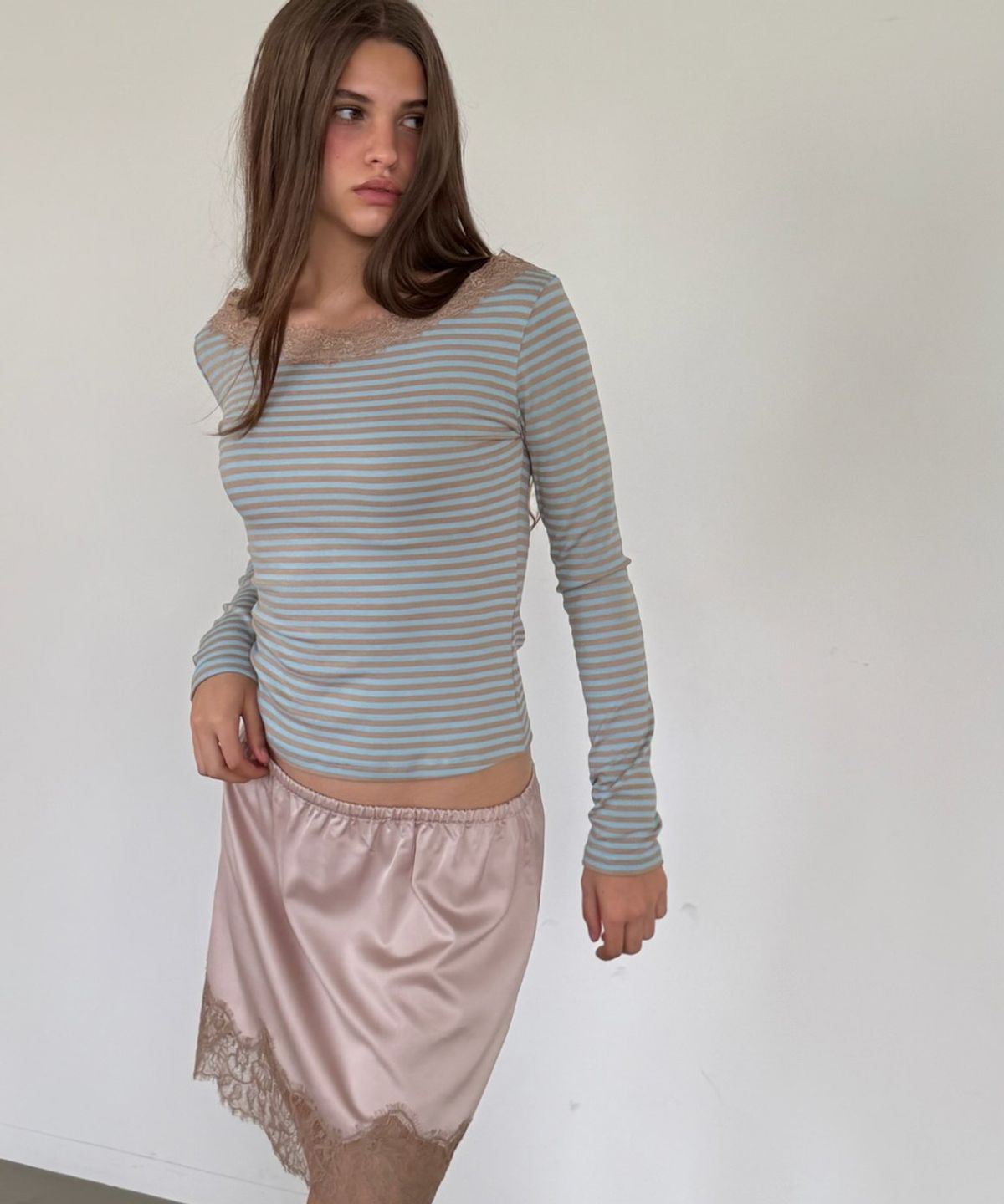 아수라(ASURA) NECK LACE LONG SLEEVE T (SOFT BLUE+BEIGE STRIPE)
