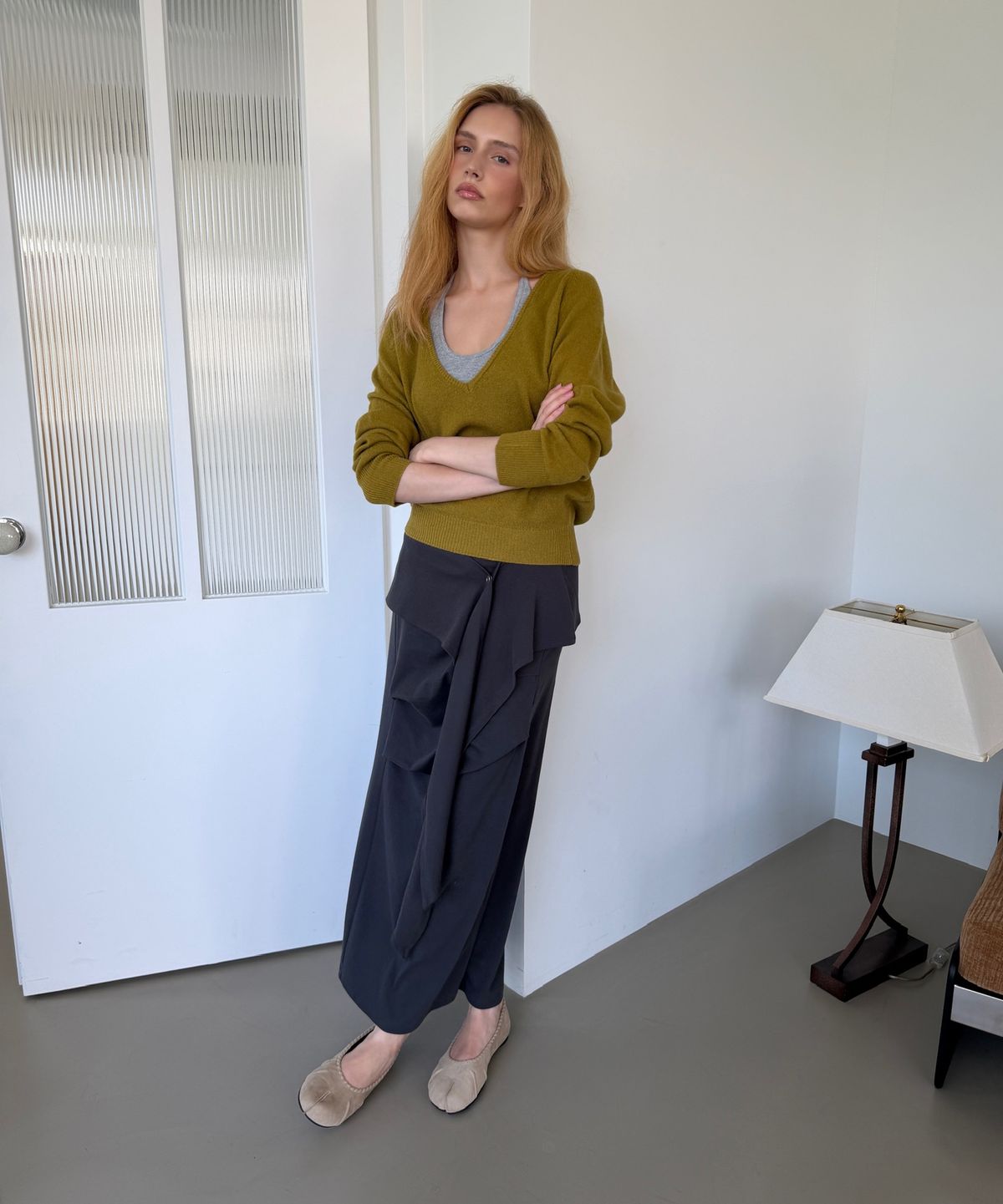 아수라(ASURA) PURE WOOL DEEP V KNIT (OLIVE)