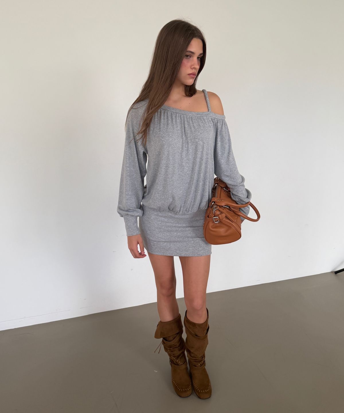 아수라(ASURA) TWIST ONE SHOULDER DRESS (MELANGE GREY)