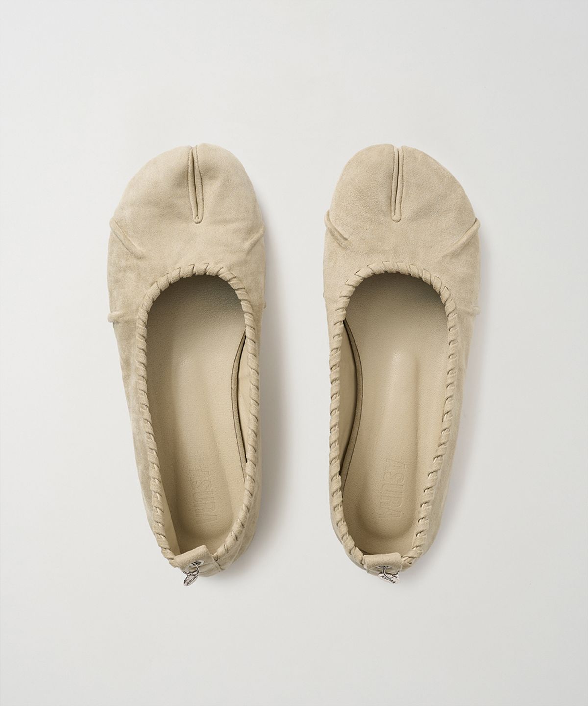 아수라(ASURA) TWIST SUEDE TABI (BEIGE)
