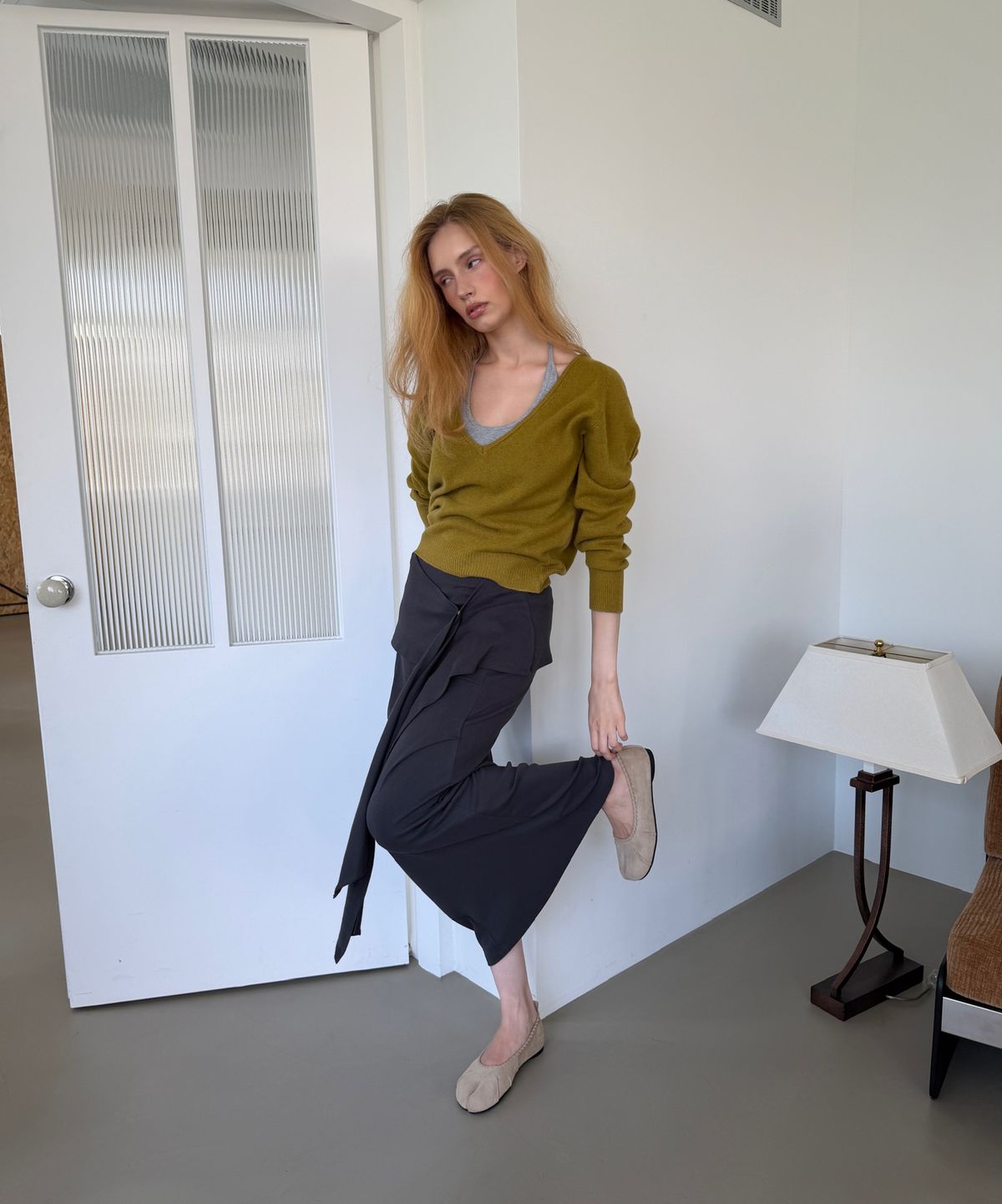 아수라(ASURA) TWIST SUEDE TABI (BEIGE)
