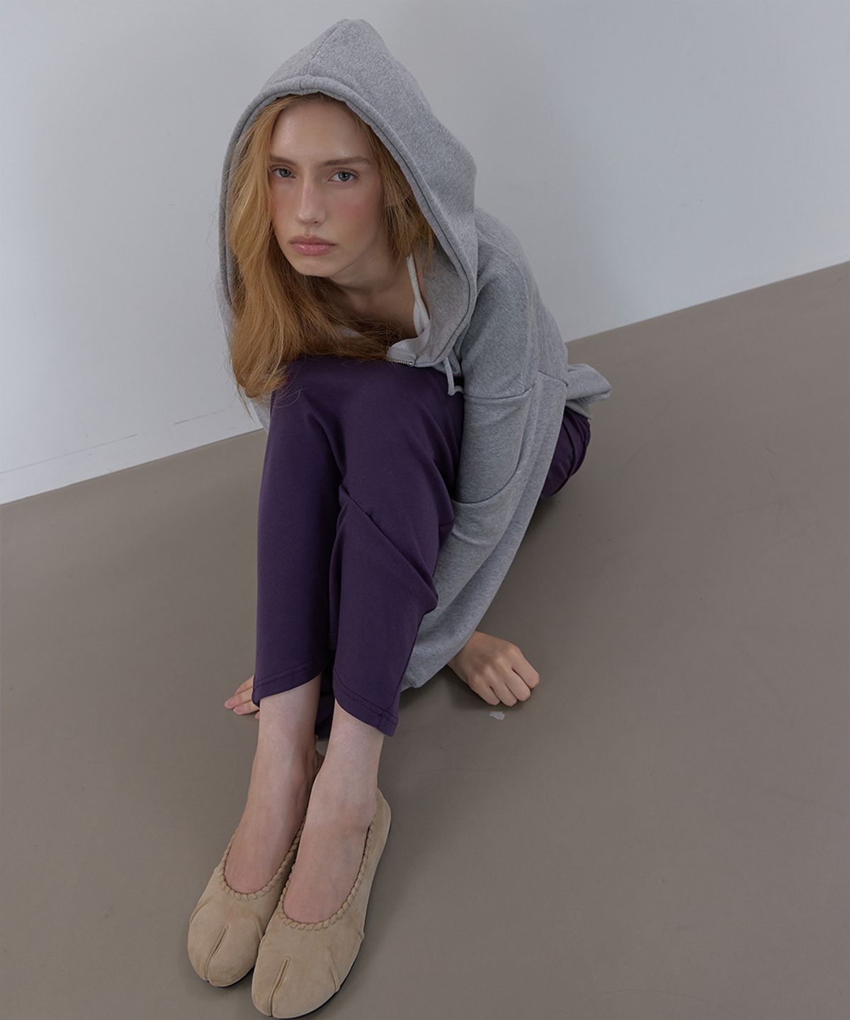 아수라(ASURA) TWIST SUEDE TABI (BEIGE)
