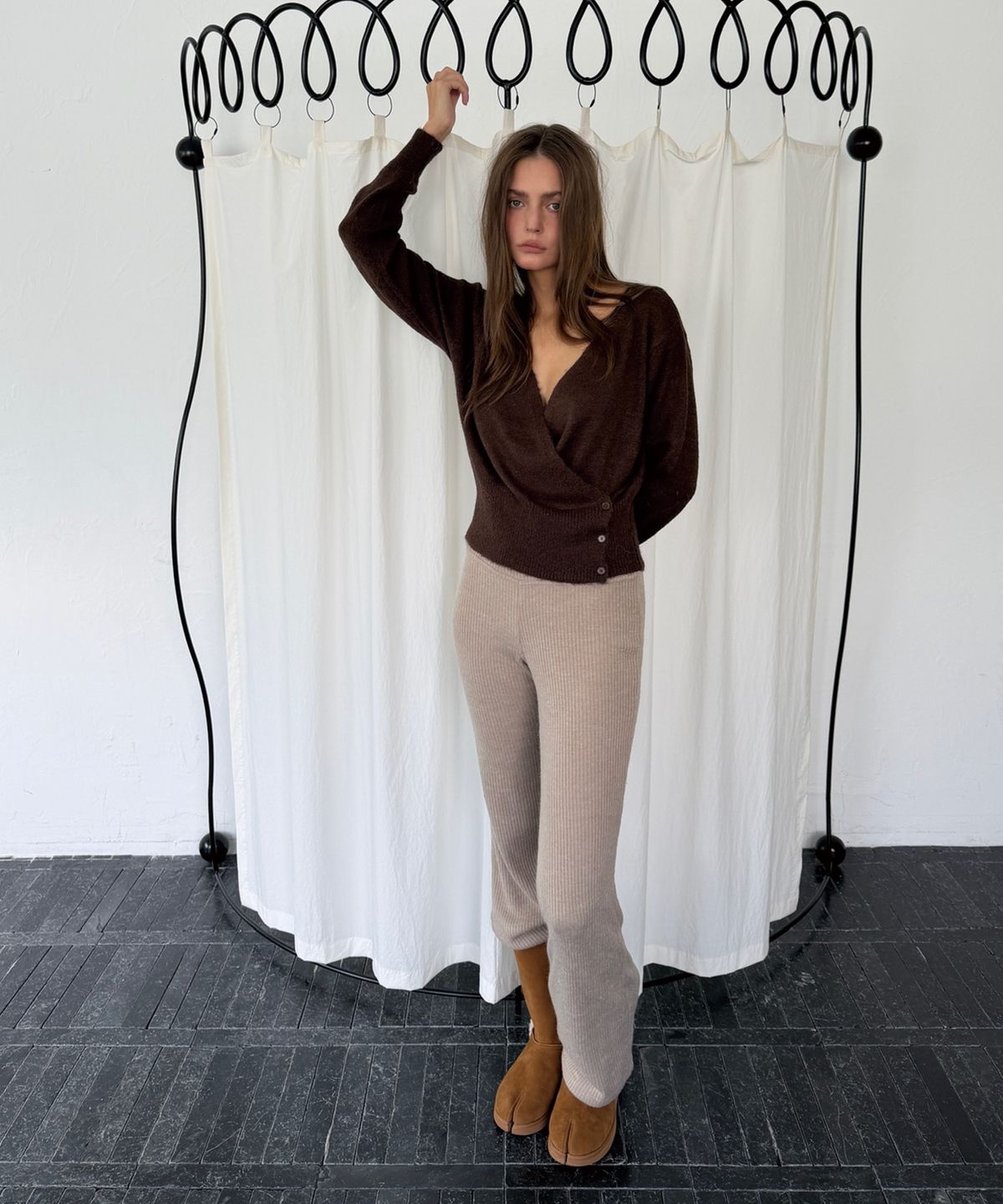 아수라(ASURA) WOOL WRAP KNIT (BROWN)
