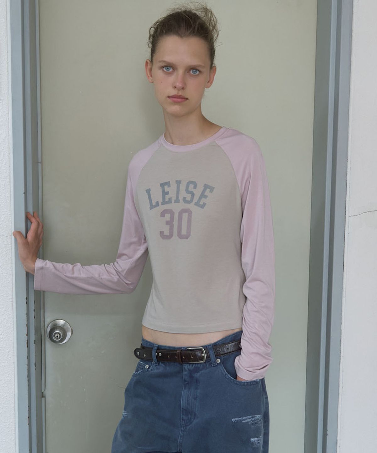 기준(KIJUN) LEISE RAGLAN LONG SLEEVE TEE_PINK